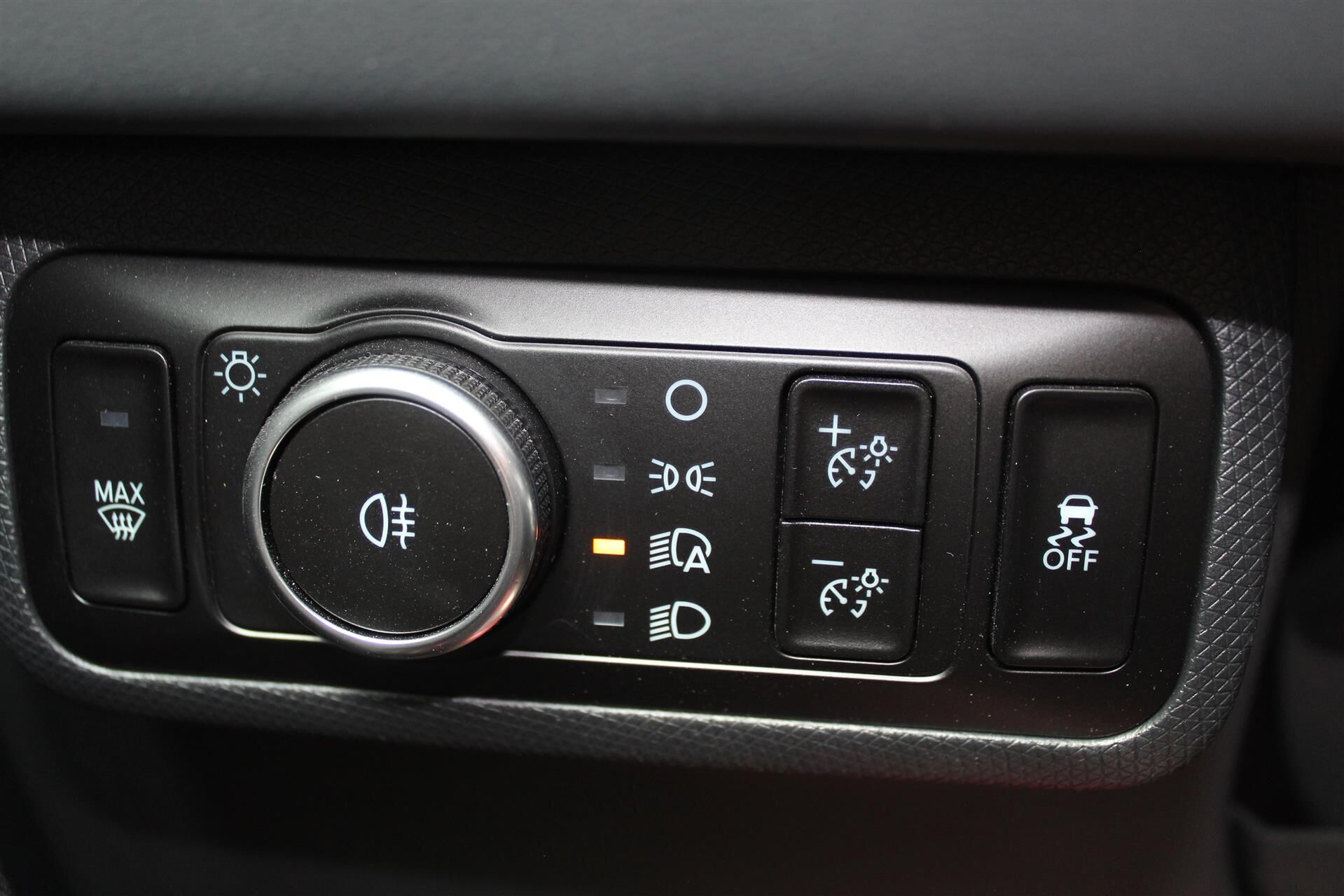 Billede af Ford Mustang Mach-E EL SR Premium AWD 269HK 5d Aut.