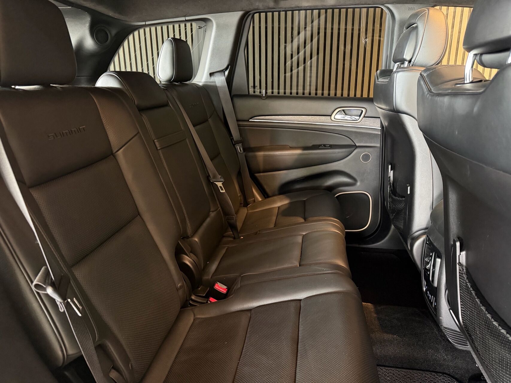 Billede af Jeep Grand Cherokee 3,0 MJT Summit 4x4 250HK 5d 8g Aut.