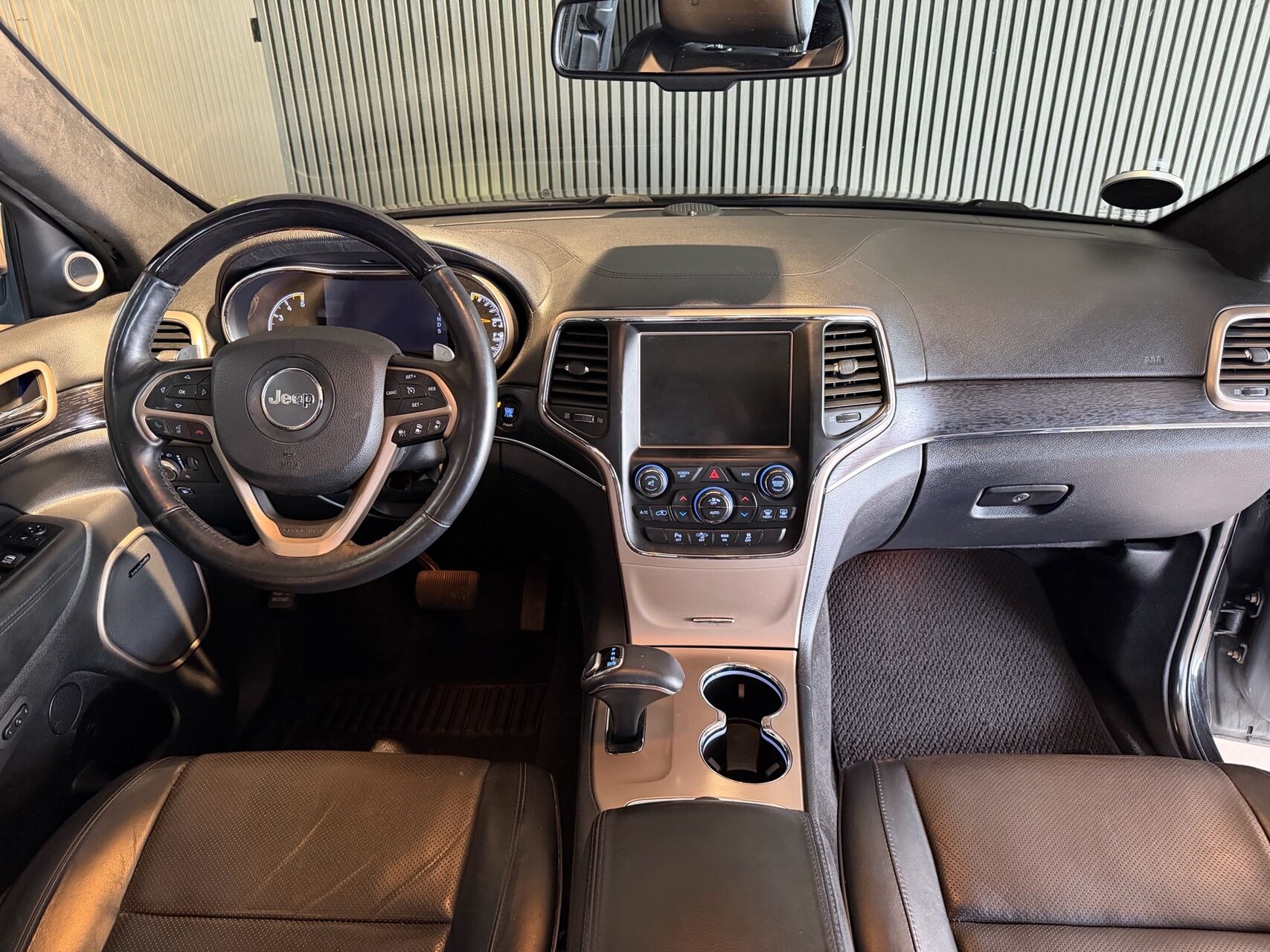 Billede af Jeep Grand Cherokee 3,0 MJT Summit 4x4 250HK 5d 8g Aut.