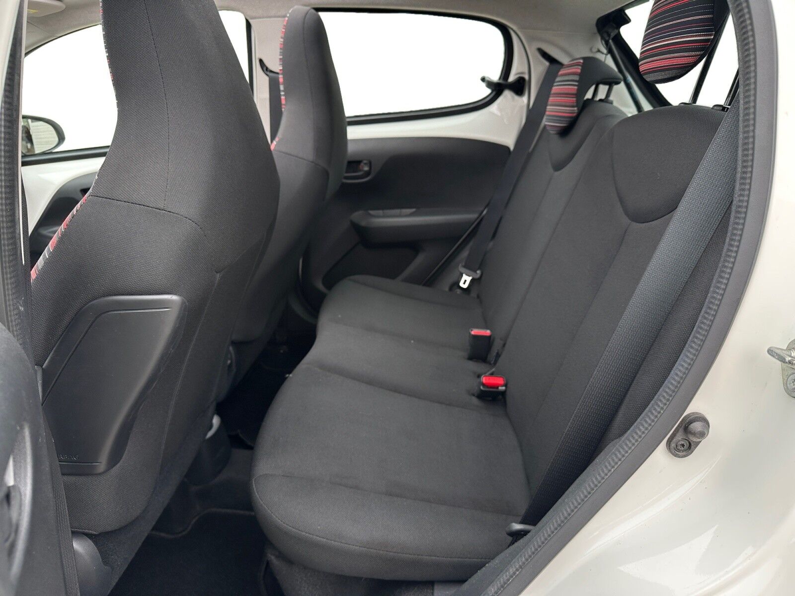 Billede af Citroën C1 1,0 VTi Feel Airscape start/stop 68HK 5d
