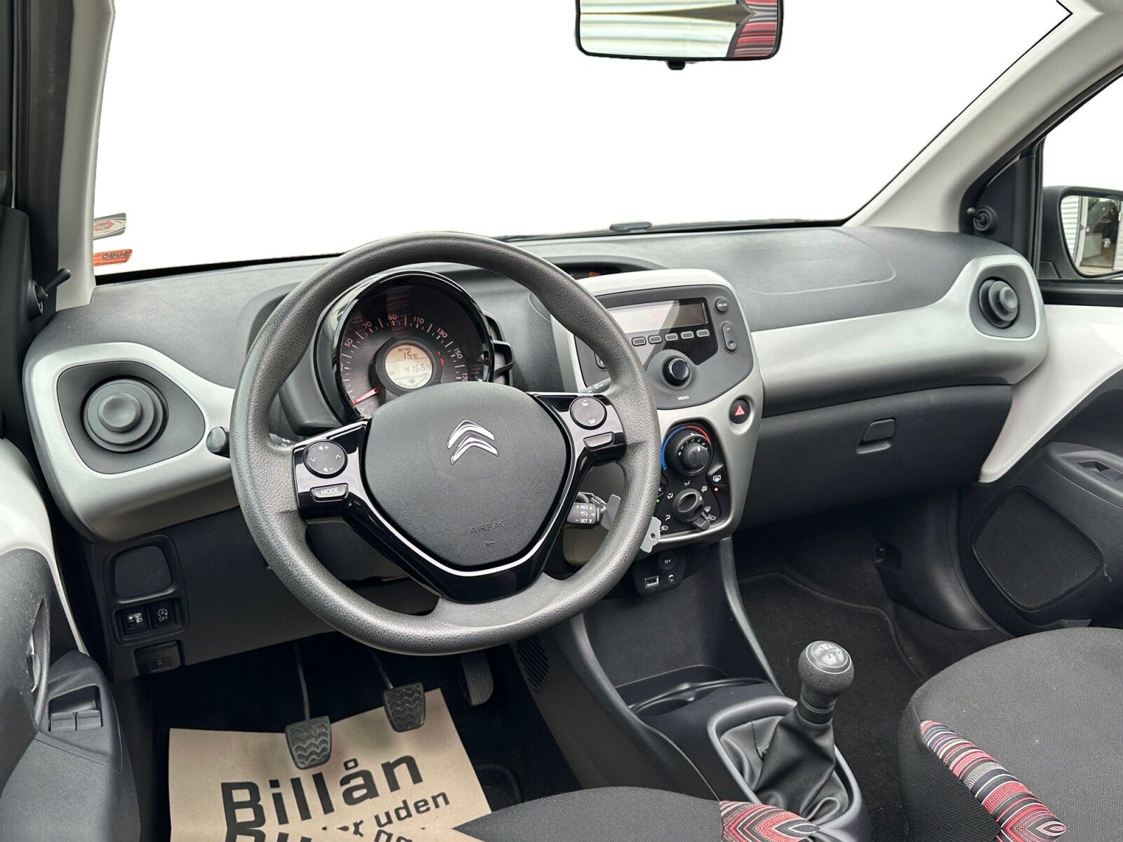 Billede af Citroën C1 1,0 VTi Feel Airscape start/stop 68HK 5d