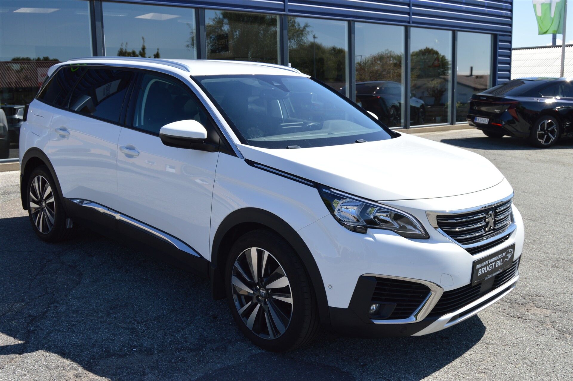 Billede af Peugeot 5008 1,6 BlueHDi Allure Start/Stop 120HK 5d 6g
