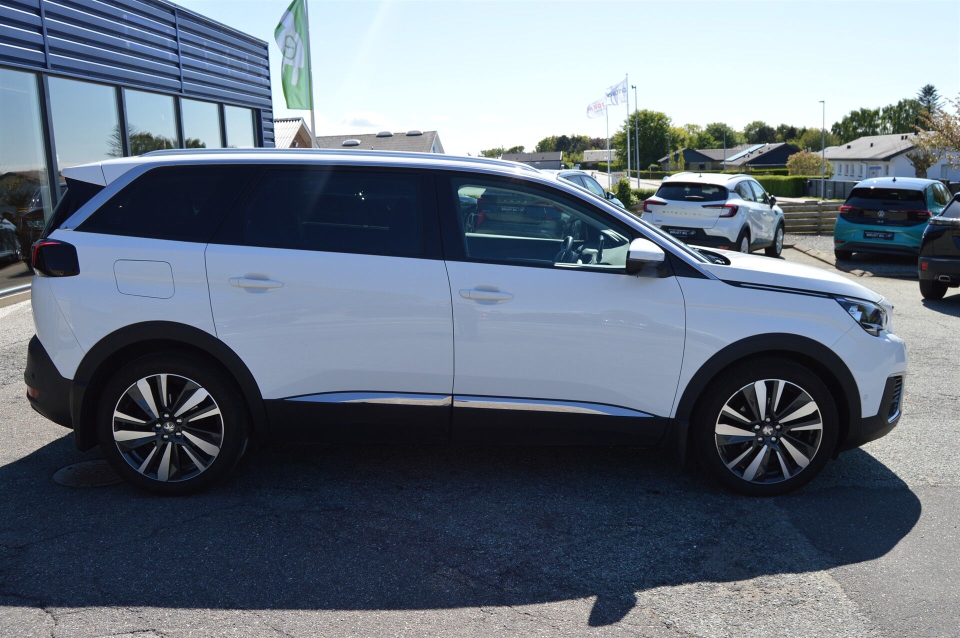 Billede af Peugeot 5008 1,6 BlueHDi Allure Start/Stop 120HK 5d 6g