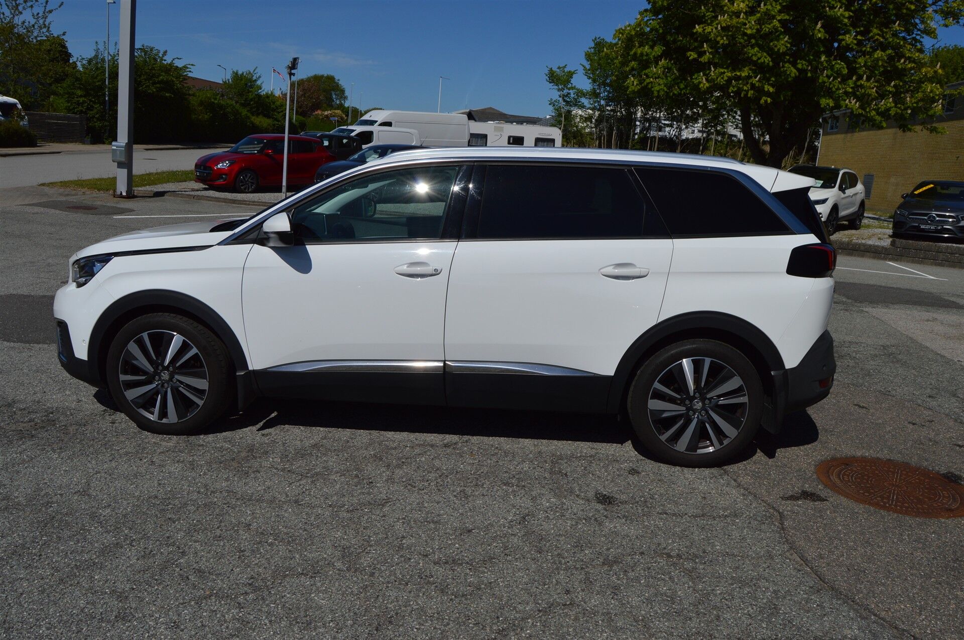 Billede af Peugeot 5008 1,6 BlueHDi Allure Start/Stop 120HK 5d 6g