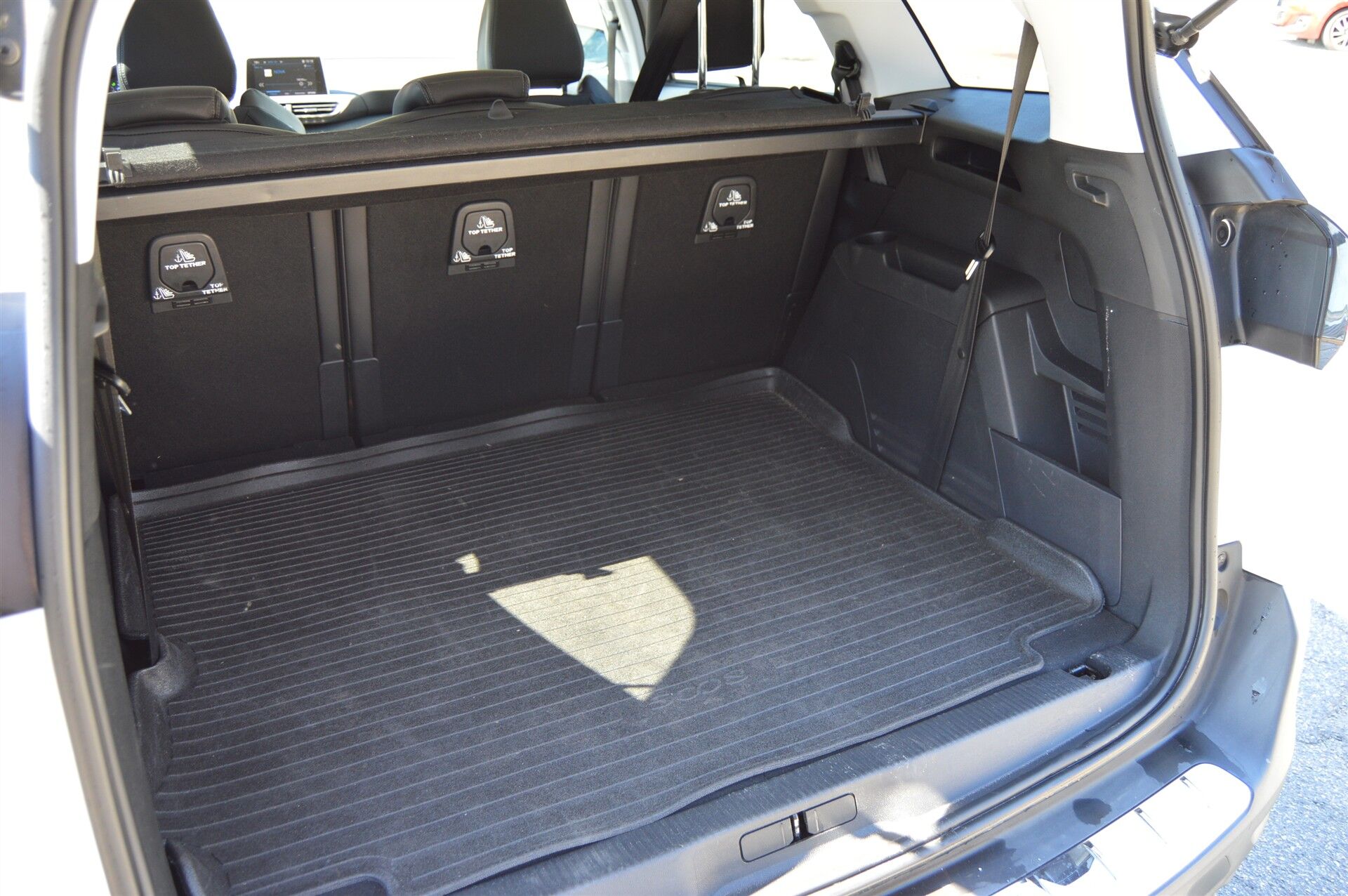 Billede af Peugeot 5008 1,6 BlueHDi Allure Start/Stop 120HK 5d 6g