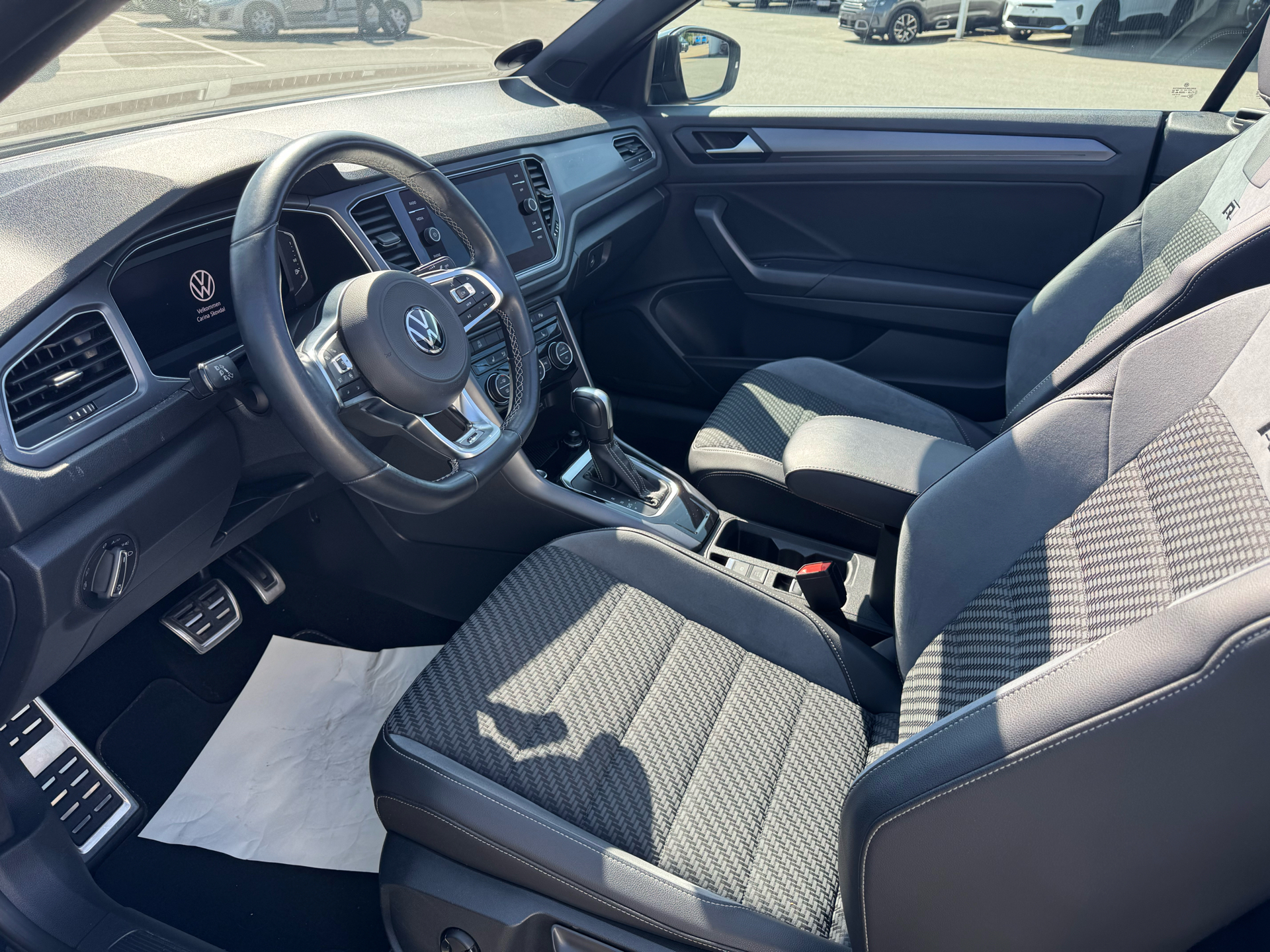 Billede af VW T-Roc 1,5 TSI EVO ACT R-Line DSG 150HK Cabr. 7g Aut.