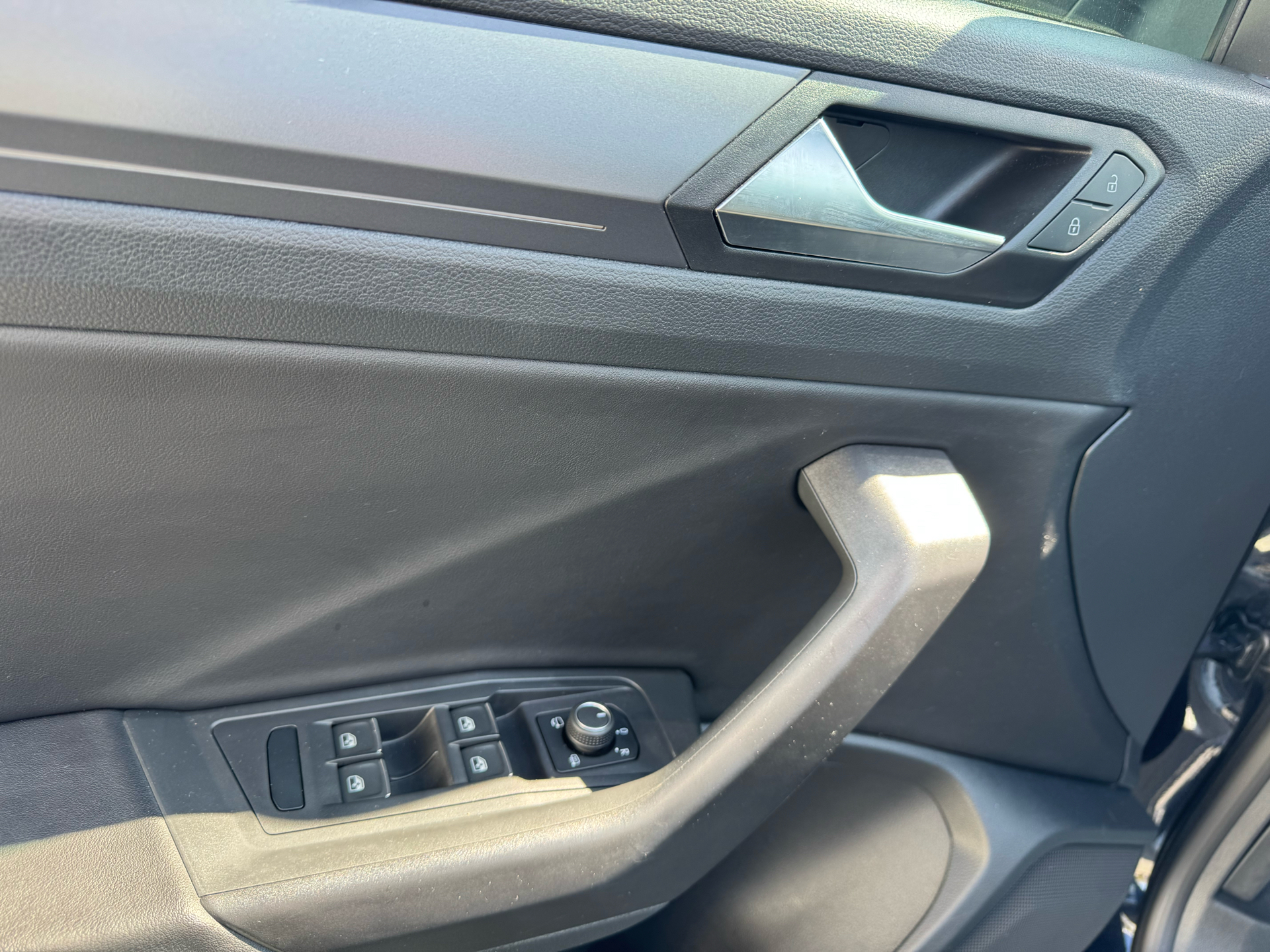 Billede af VW T-Roc 1,5 TSI EVO ACT R-Line DSG 150HK Cabr. 7g Aut.