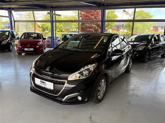 Peugeot 208 1,5 BlueHDi Infinity 100HK 5d 6g