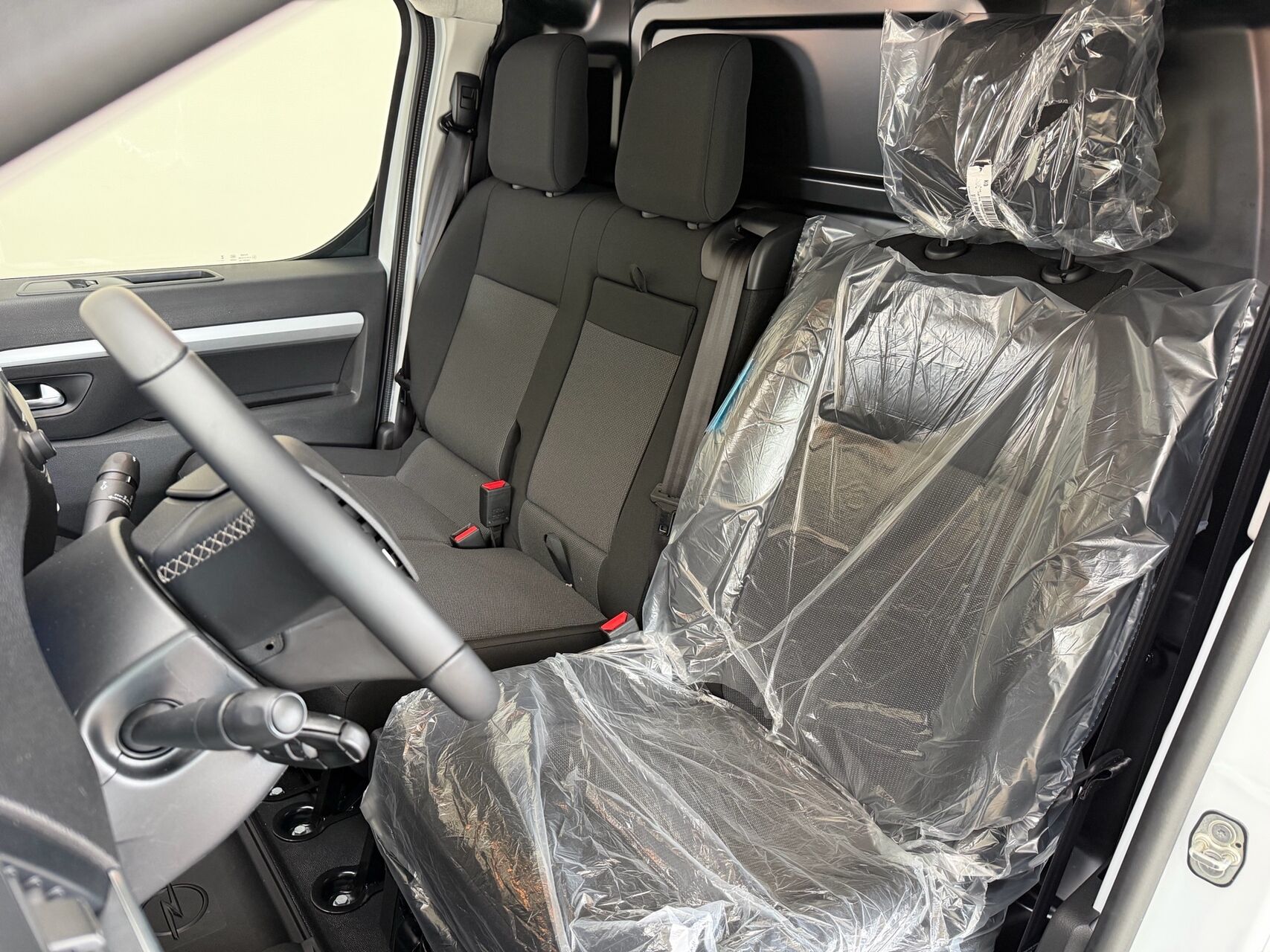 Billede af Opel Vivaro-e L3V1 EL Enjoy+ 136HK Van Aut.