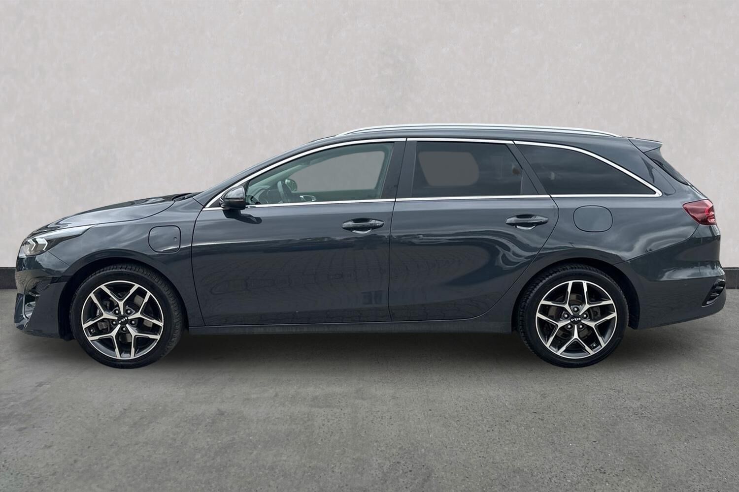 Billede af Kia Ceed SW 1,6 GDI PHEV  Plugin-hybrid Upgrade DCT 141HK Stc 6g Aut.