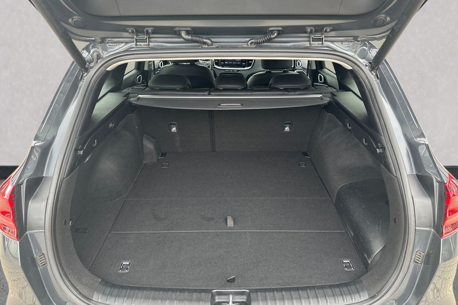 Billede af Kia Ceed SW 1,6 GDI PHEV  Plugin-hybrid Upgrade DCT 141HK Stc 6g Aut.