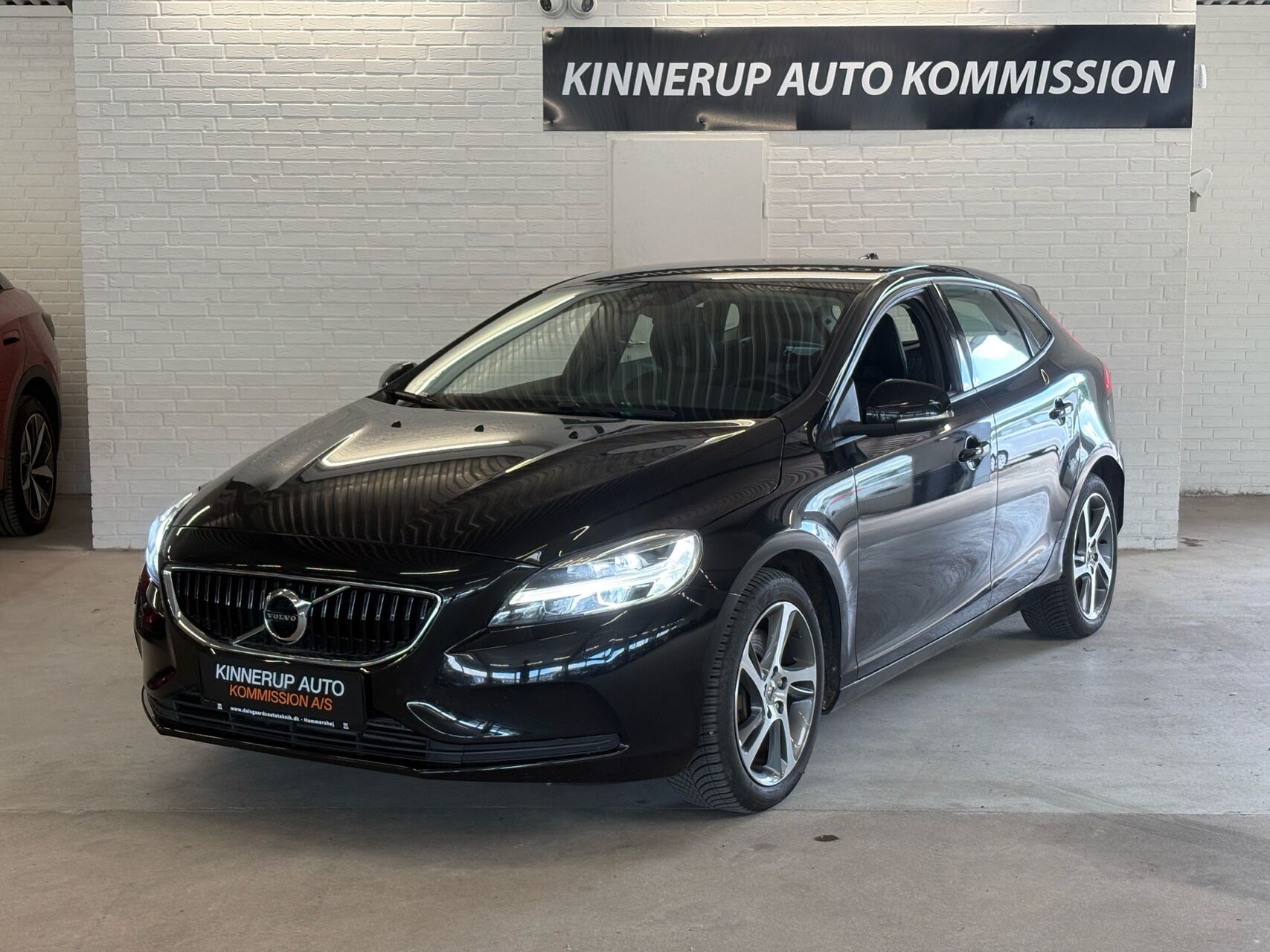 Billede af Volvo V40 2,0 D3 Momentum 150HK 5d Aut.