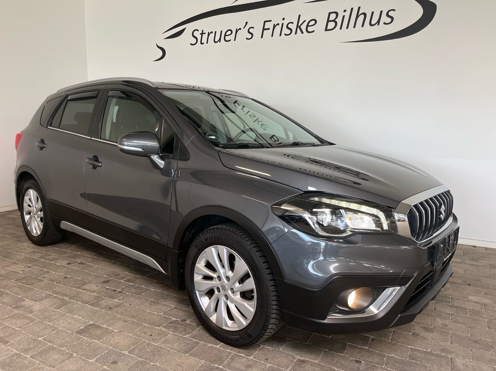 Billede af Suzuki S-Cross 1,0 Boosterjet Active 112HK 5d