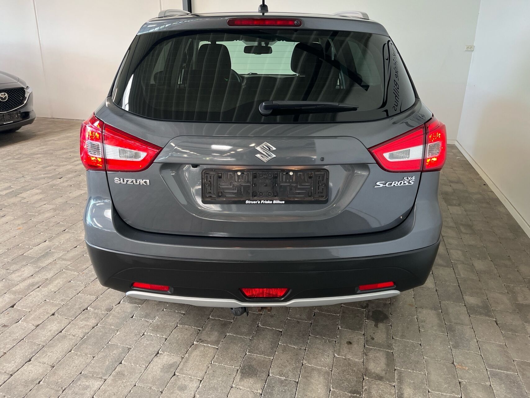 Billede af Suzuki S-Cross 1,0 Boosterjet Active 112HK 5d