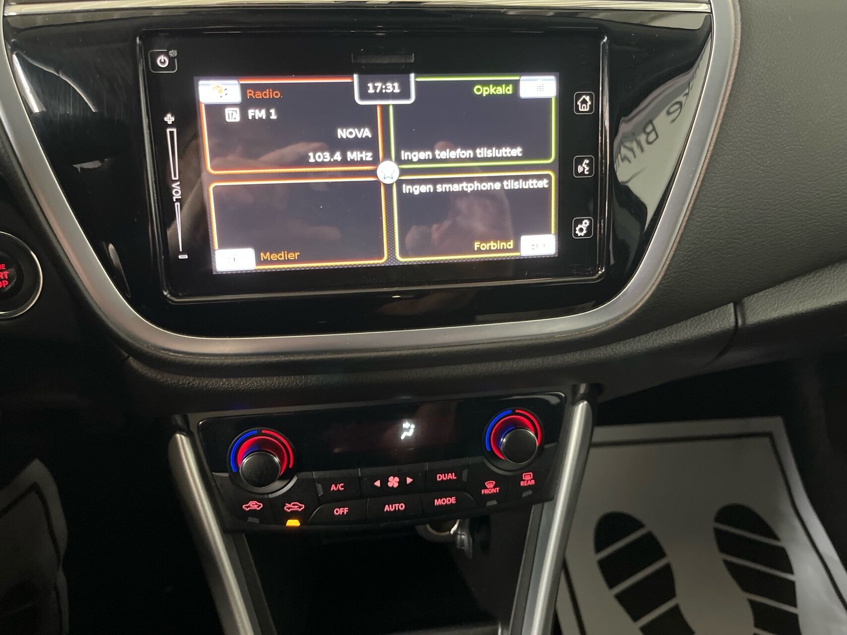 Billede af Suzuki S-Cross 1,0 Boosterjet Active 112HK 5d