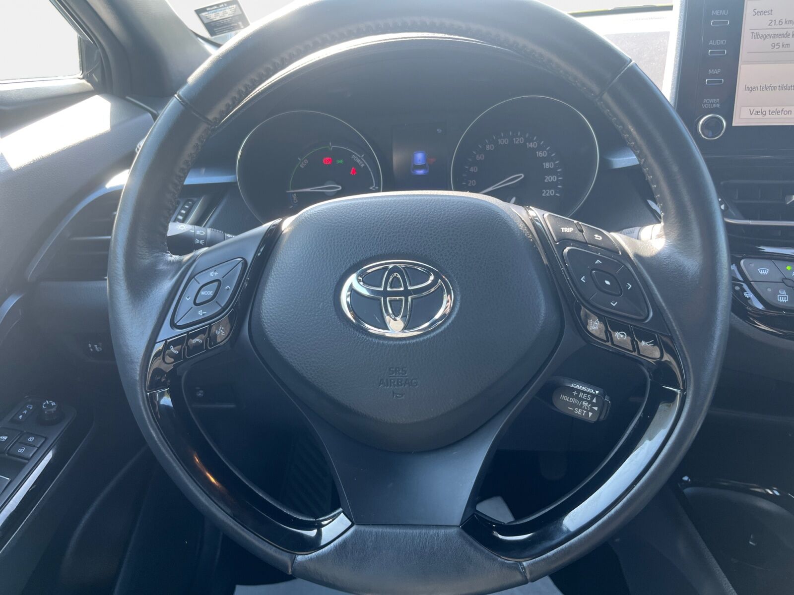 Billede af Toyota C-HR 1,8 Hybrid C-LUB Smart Multidrive S 122HK 5d Aut.