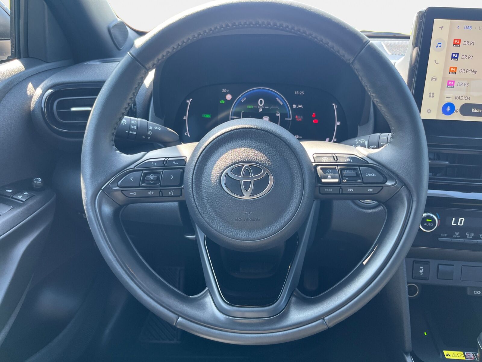 Billede af Toyota Yaris Cross 1,5 Hybrid Style Comfort 116HK 5d Trinl. Gear