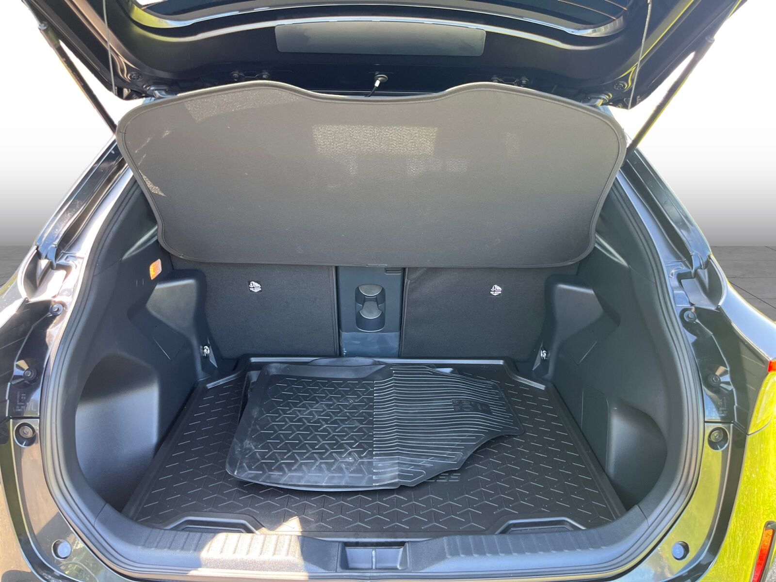 Billede af Toyota Yaris Cross 1,5 Hybrid Style Comfort 116HK 5d Trinl. Gear