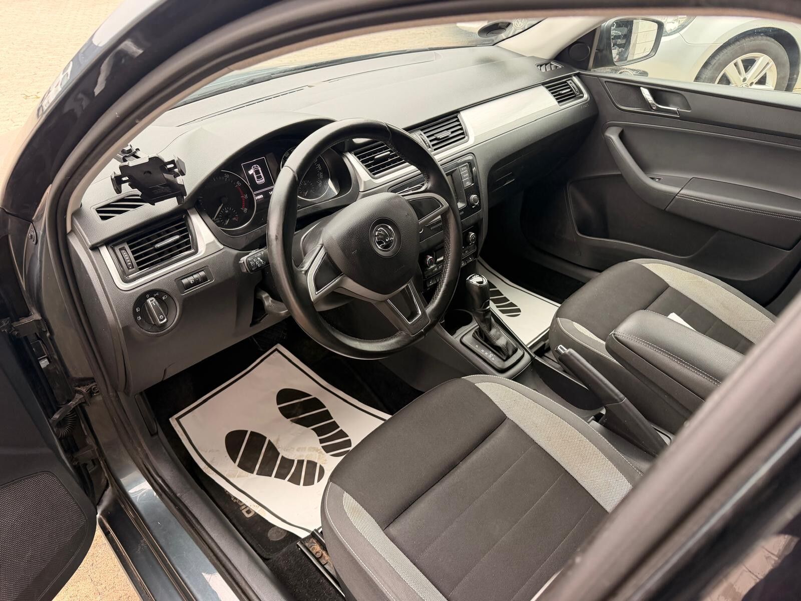 Billede af Skoda Rapid 1,2 TSI Ambition DSG 90HK 5d 7g Aut.