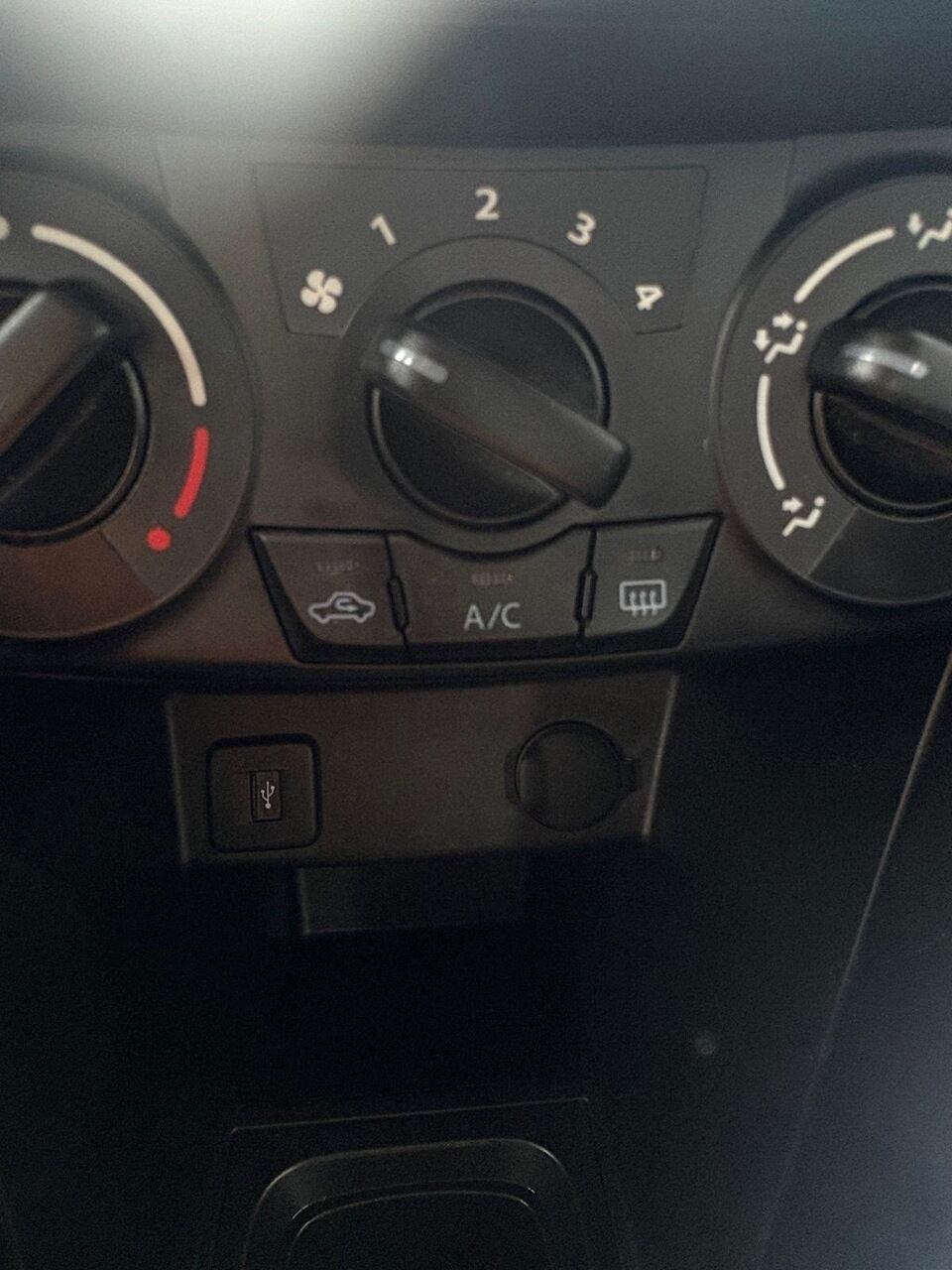Billede af Suzuki Swift 1,2 Dualjet 16V Club 90HK 5d