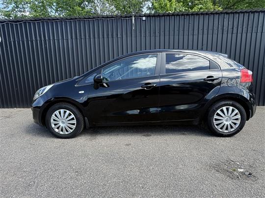 Kia Rio 1,1 CRDI World Cup 75HK 5d 6g