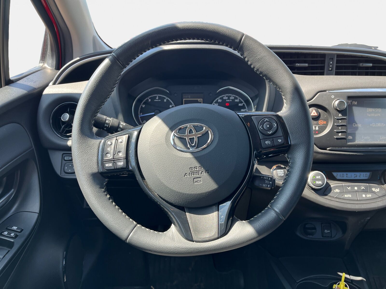 Billede af Toyota Yaris 1,5 VVT-I T3 Smartpakke 111HK 5d 6g