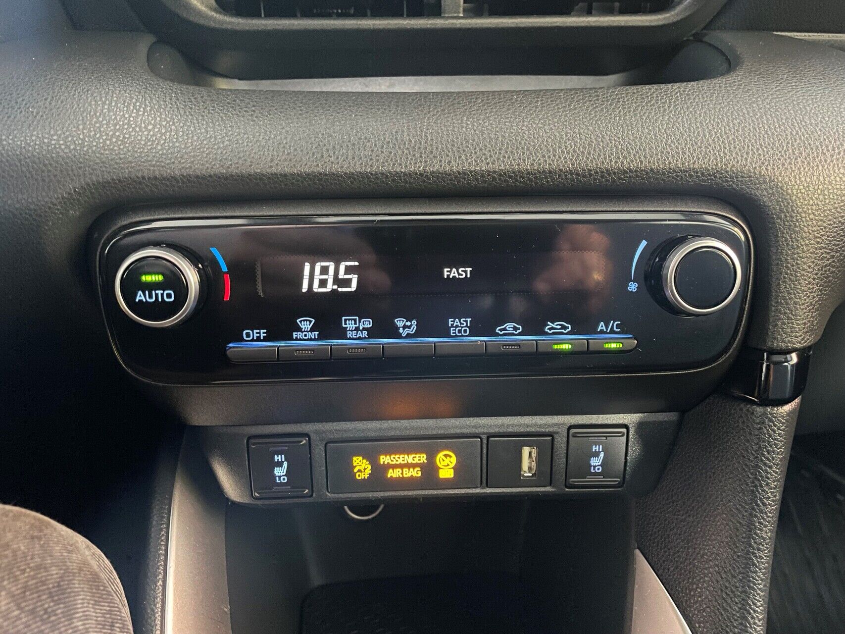 Billede af Toyota Yaris 1,5 Hybrid H3 116HK 5d Trinl. Gear