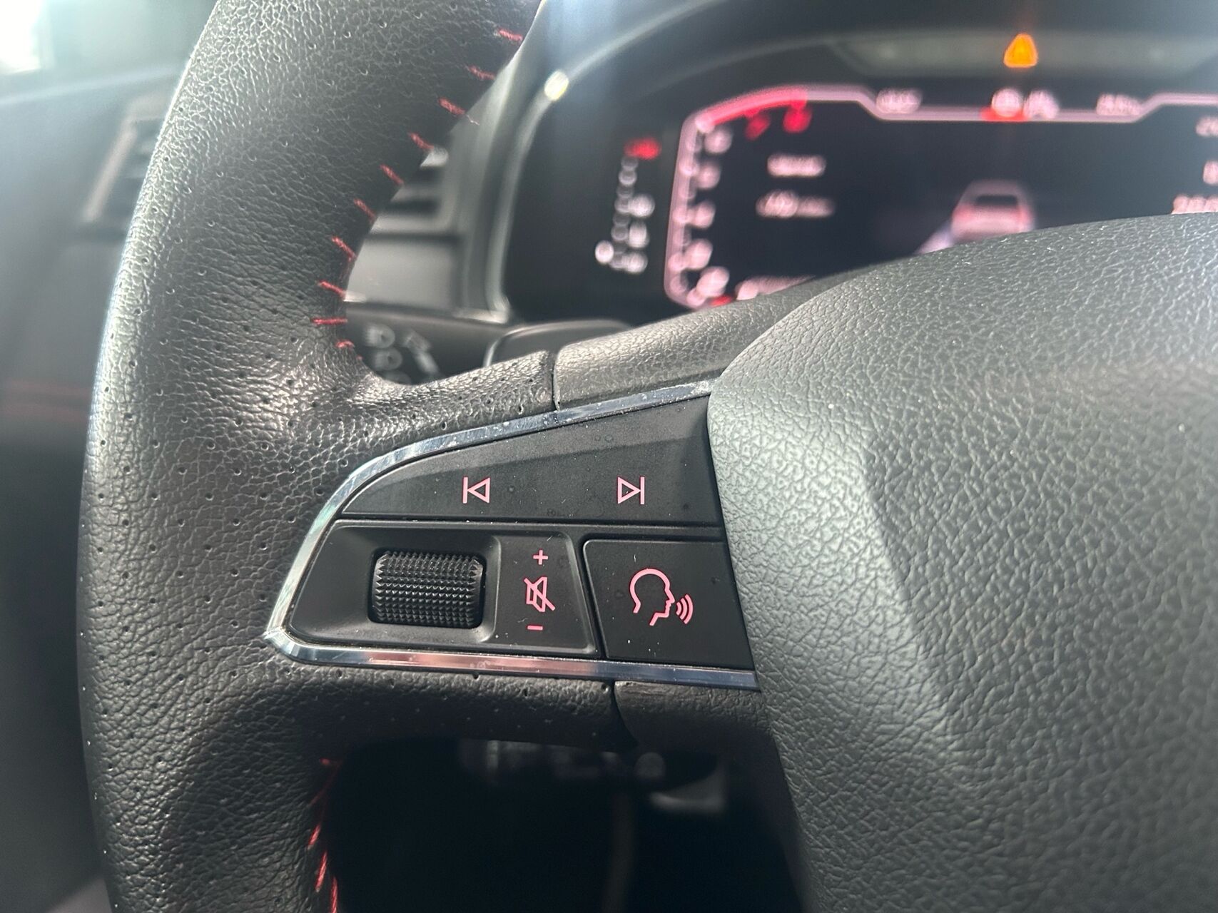Billede af Seat Arona 1,0 TSI FR DSG 110HK 5d 7g Aut.
