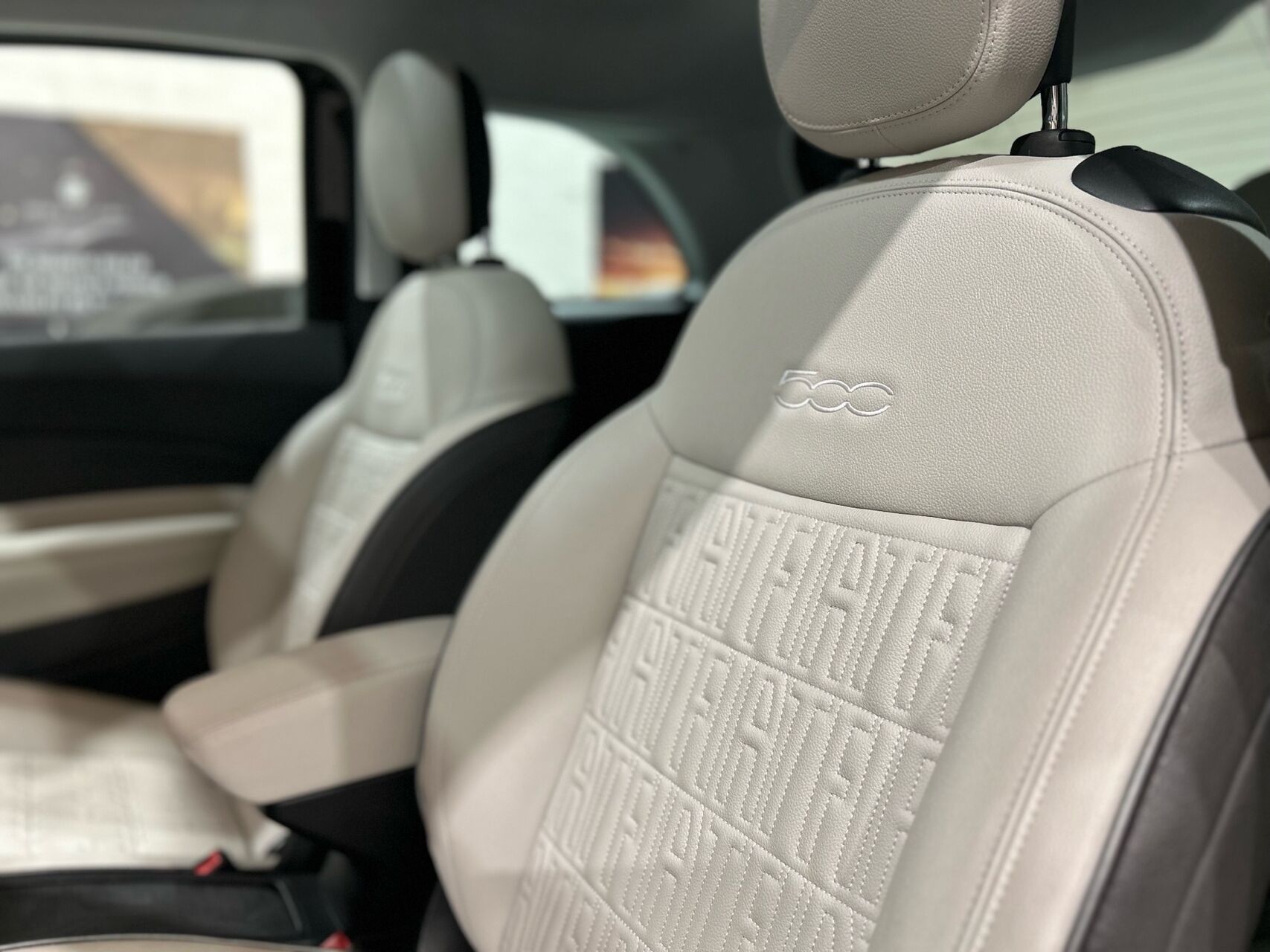 Billede af Fiat 500e EL La Prima By Bocelli 118HK 3d Aut.