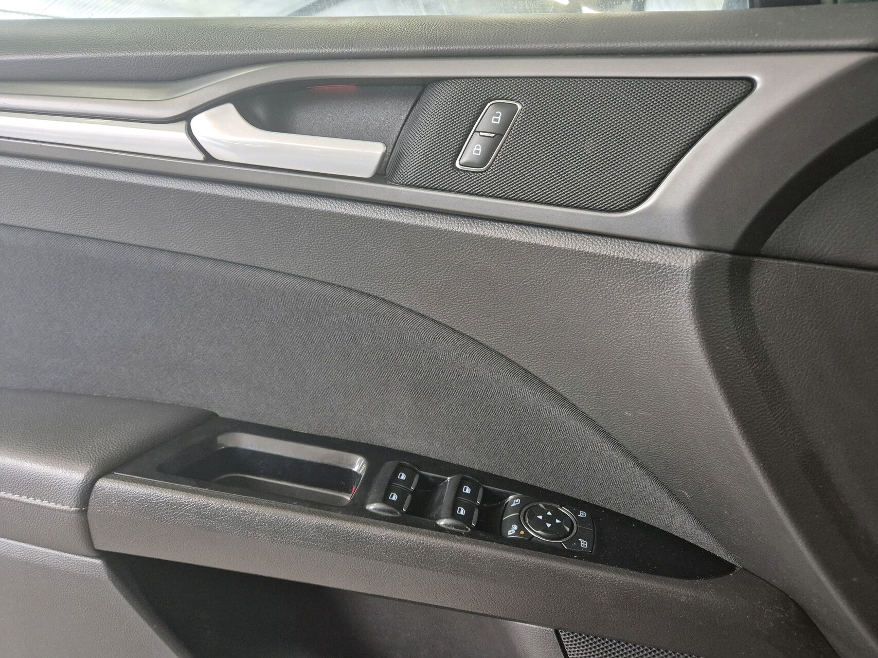 Billede af Ford Mondeo 2,0 TDCi Titanium 180HK Stc 6g Aut.