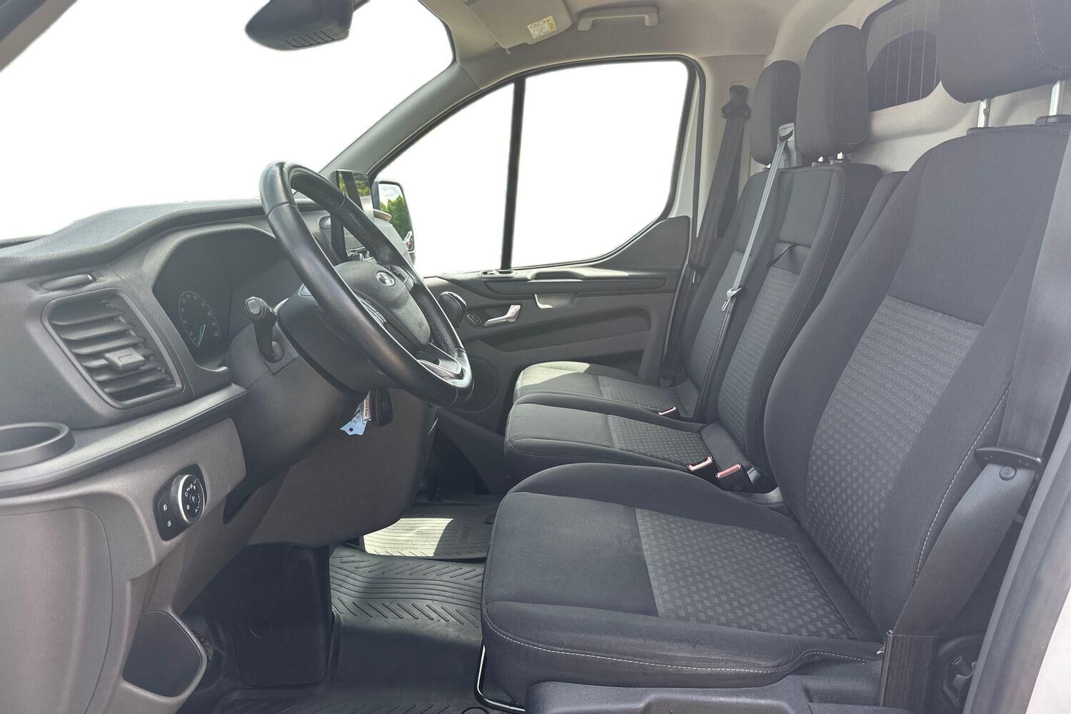 Billede af Ford Transit Custom 300 L2H1 2,0 TDCi Trend 130HK Van 6g