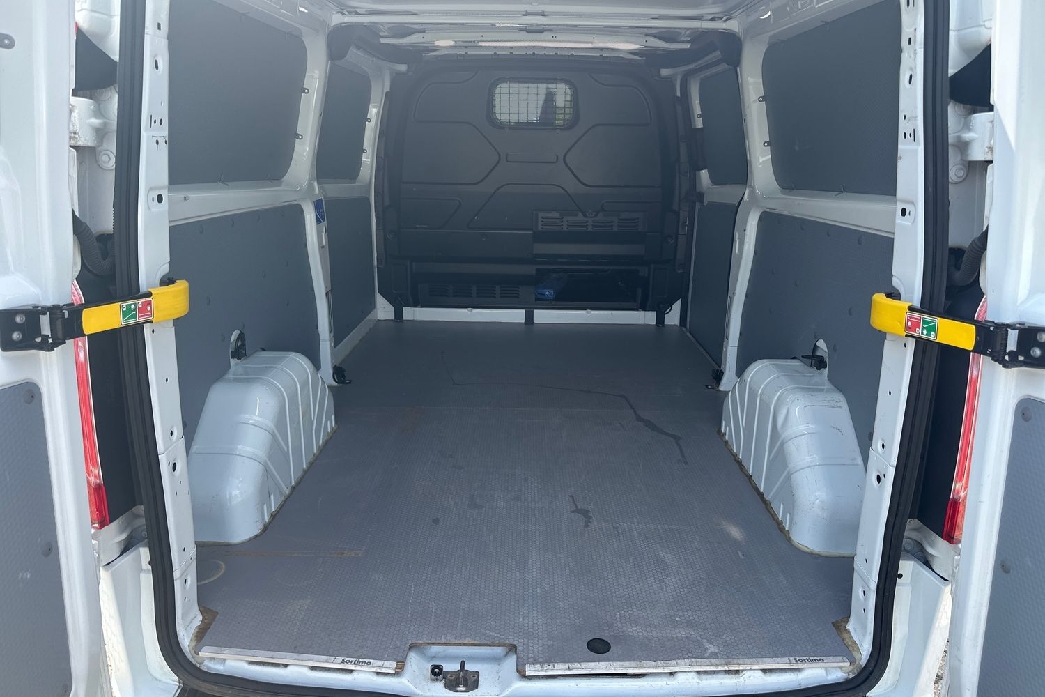 Billede af Ford Transit Custom 300 L2H1 2,0 TDCi Trend 130HK Van 6g