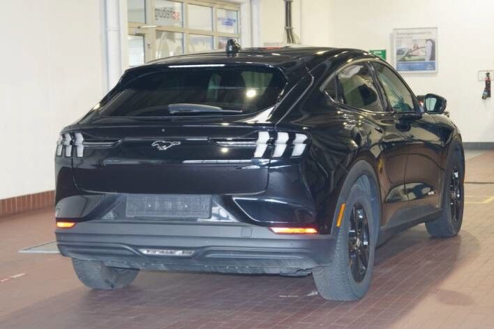 Billede af Ford Mustang Mach-E EL UR Premium 294HK 5d Aut.