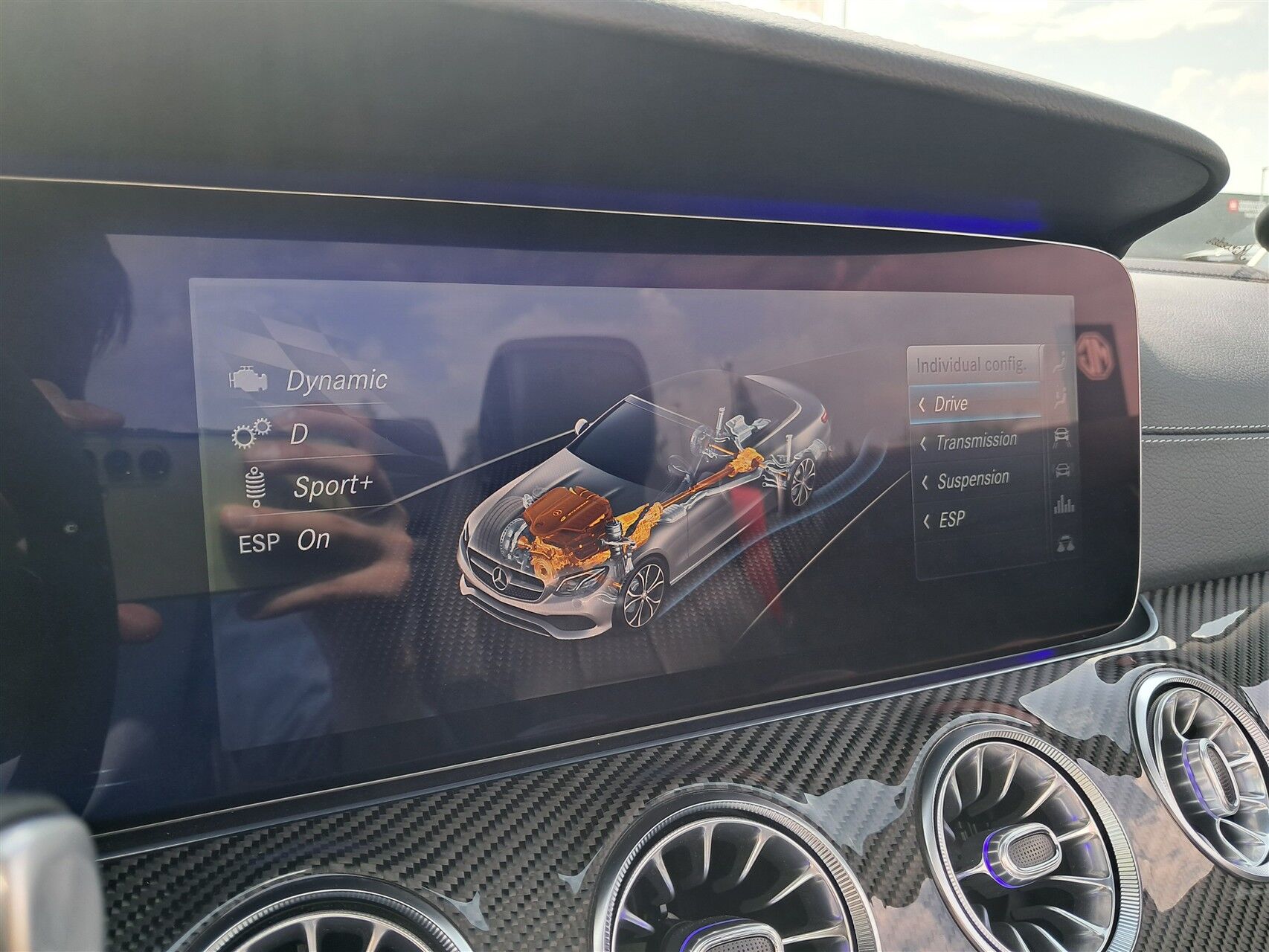 Billede af Mercedes-Benz E53 AMG T 3,0 V6  Mild hybrid 4Matic+ AMG Speedshift MCT 435HK Stc 9g Aut.