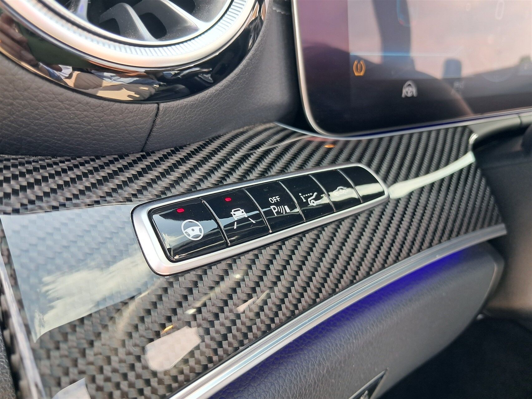 Billede af Mercedes-Benz E53 AMG T 3,0 V6  Mild hybrid 4Matic+ AMG Speedshift MCT 435HK Stc 9g Aut.