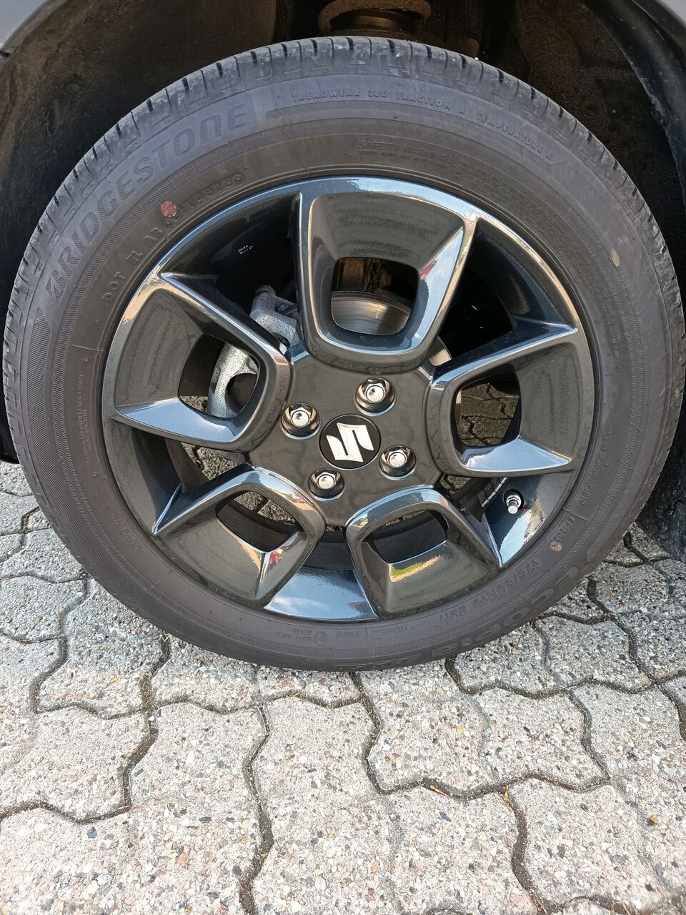 Billede af Suzuki Ignis 1,2 Dualjet  Mild hybrid Adventure CVT 83HK 5d Aut.