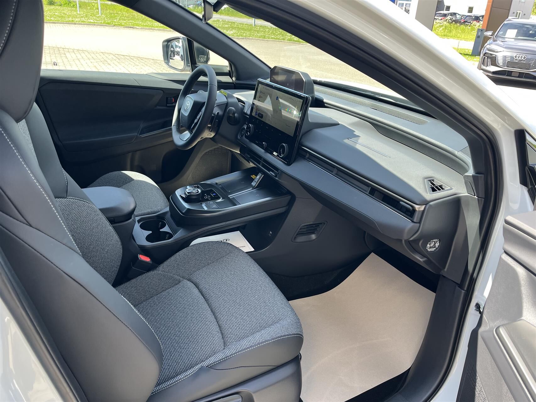 Billede af Toyota bZ4X EL Active Tech 224HK 5d Aut.