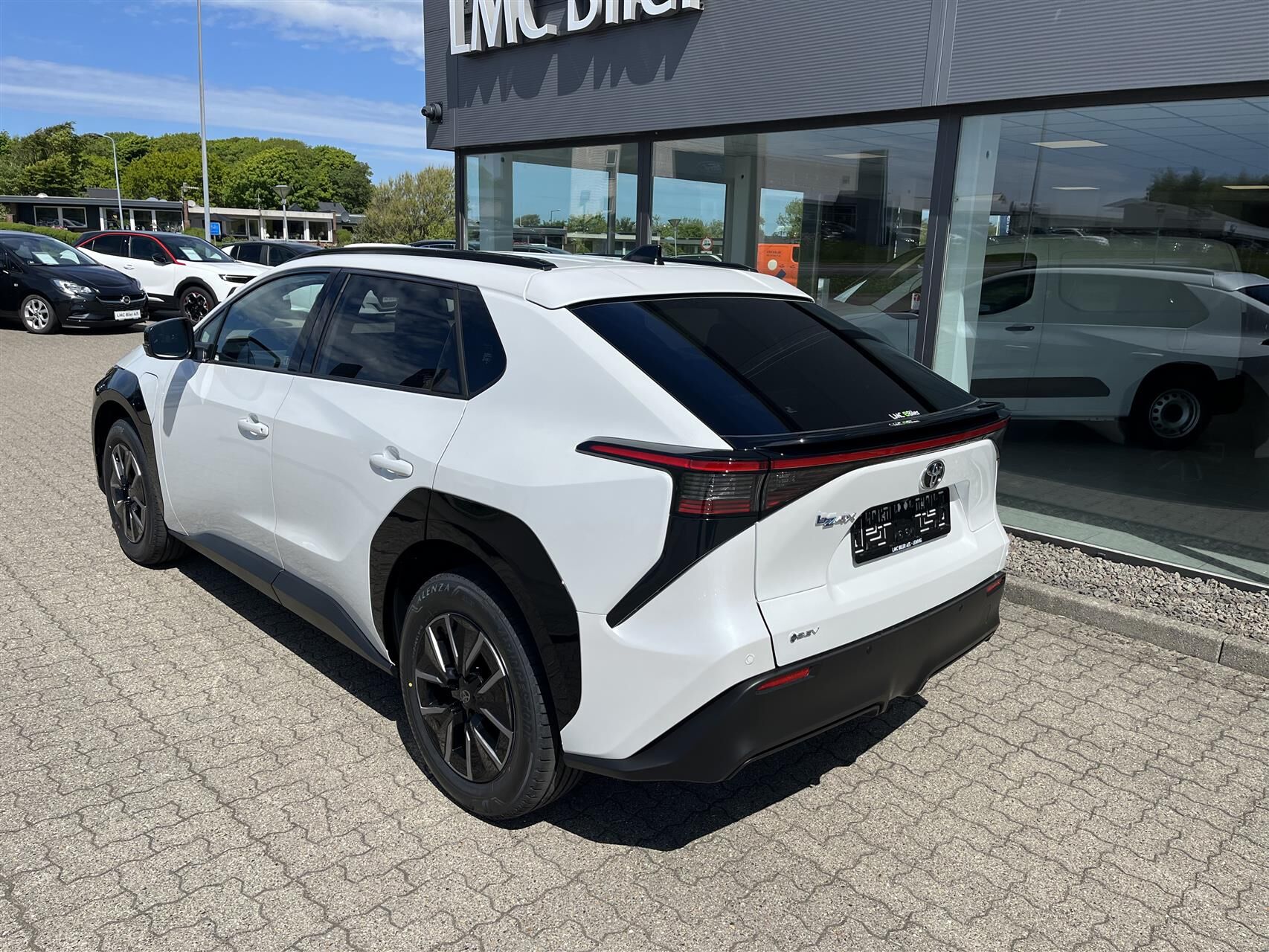 Billede af Toyota bZ4X EL Active Tech 224HK 5d Aut.