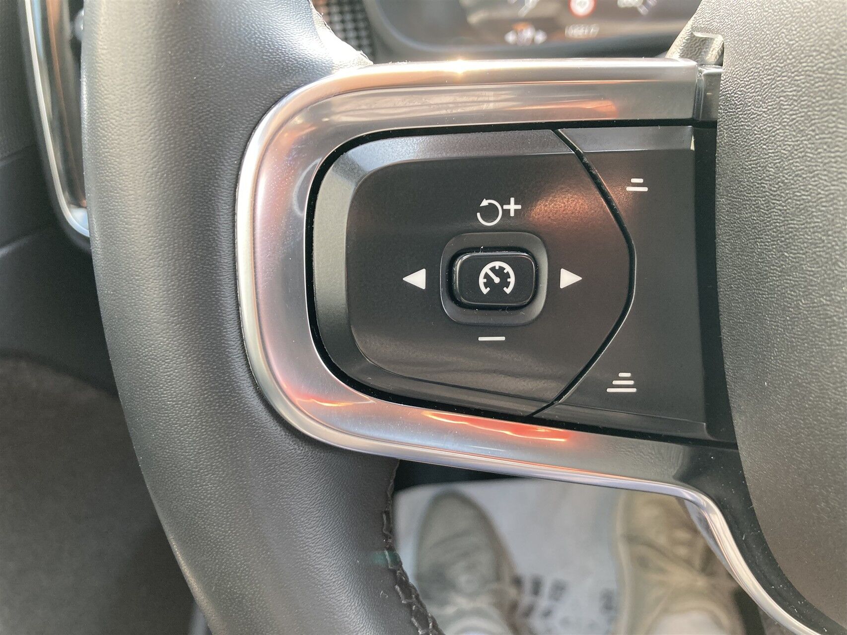 Billede af Volvo XC40 1,5 T4 Recharge  Plugin-hybrid R-design 211HK 5d 7g Aut.