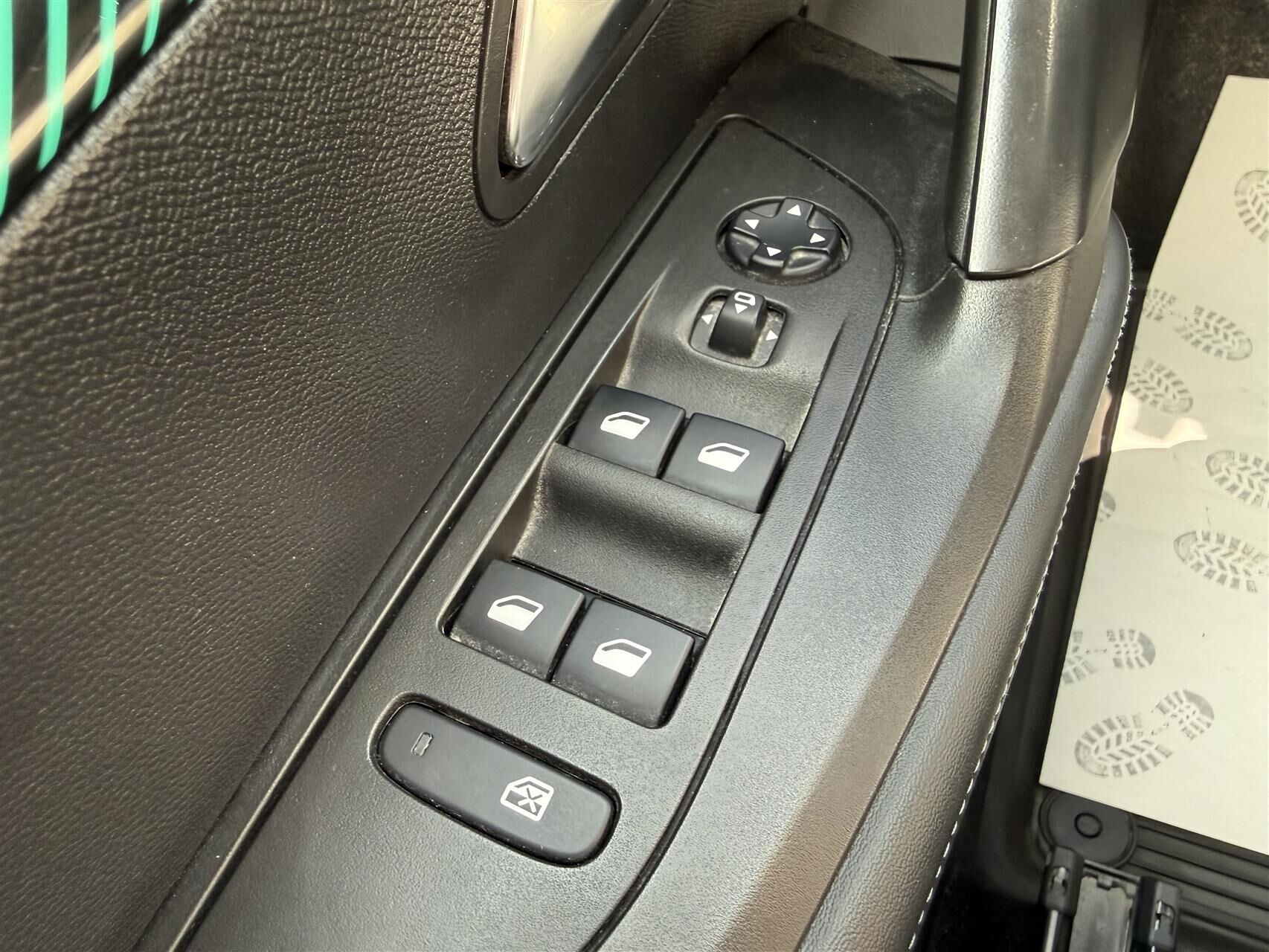 Billede af Peugeot 2008 1,2 PureTech Allure Grand 130HK 5d