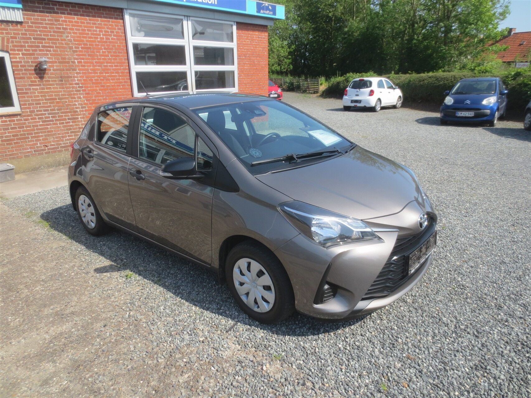 Billede af Toyota Yaris 1,0 VVT-I T1 72HK 5d