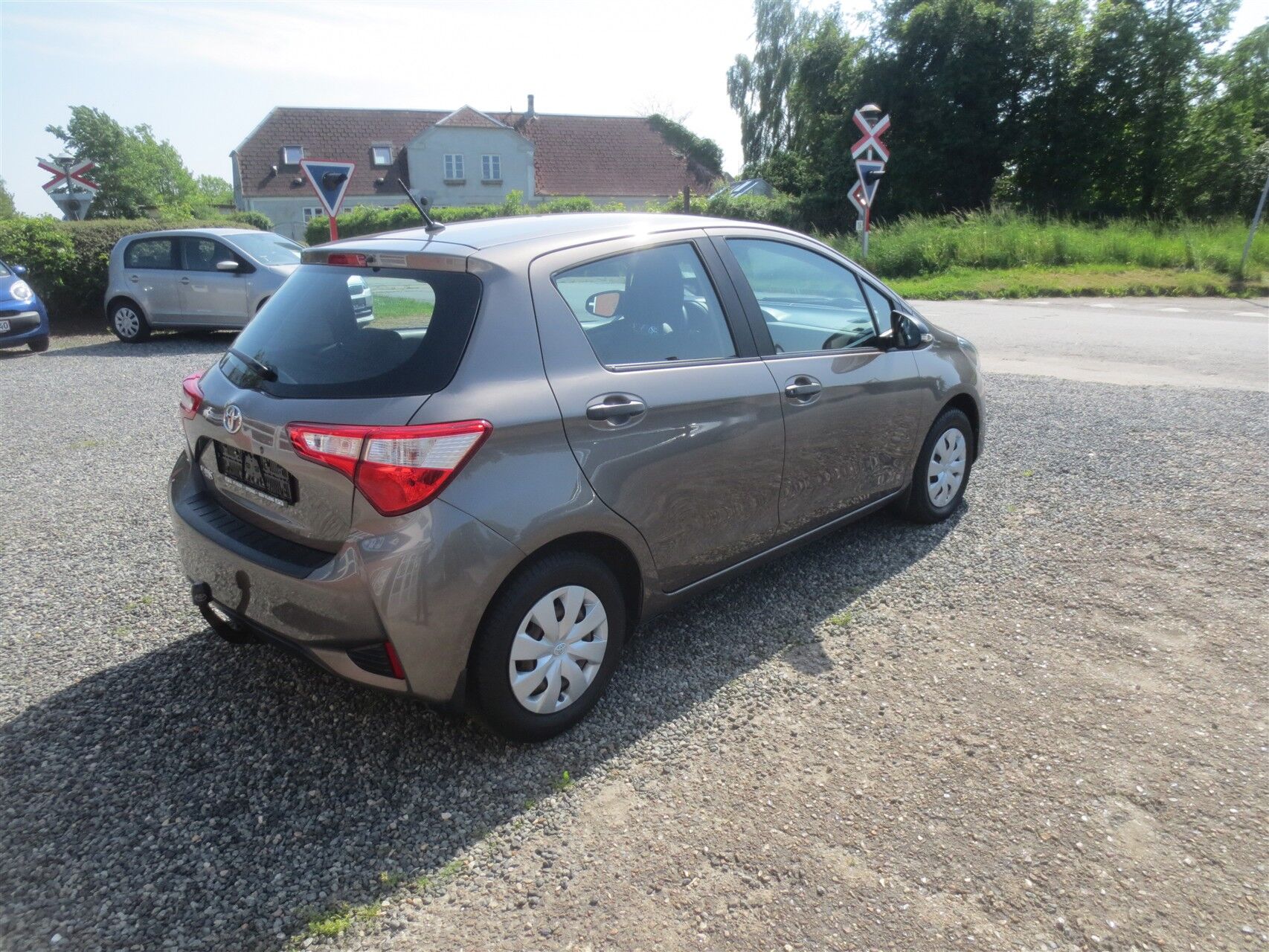 Billede af Toyota Yaris 1,0 VVT-I T1 72HK 5d