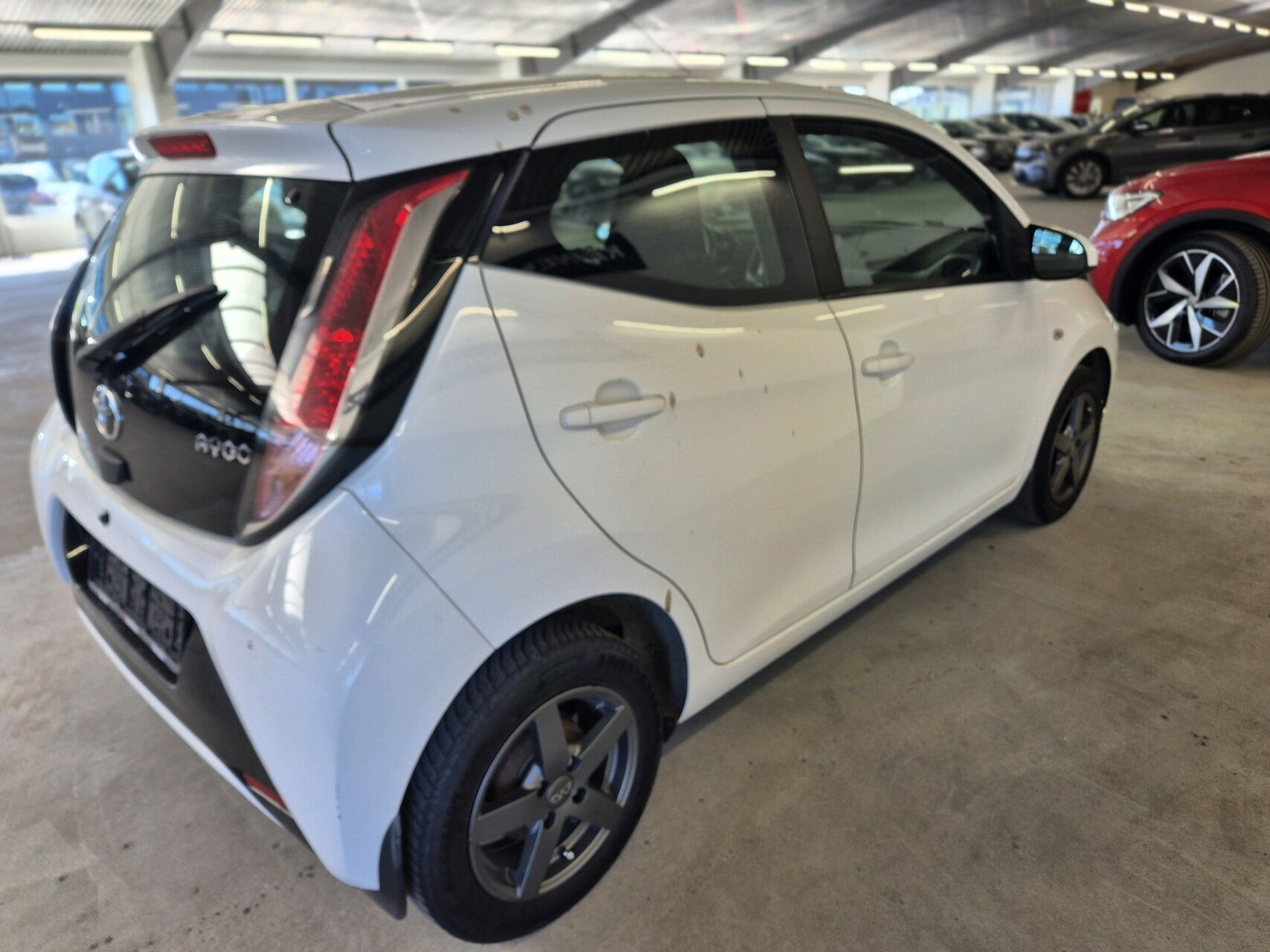 Billede af Toyota Aygo 1,0 VVT-I X-Play + X-Touch 69HK 5d