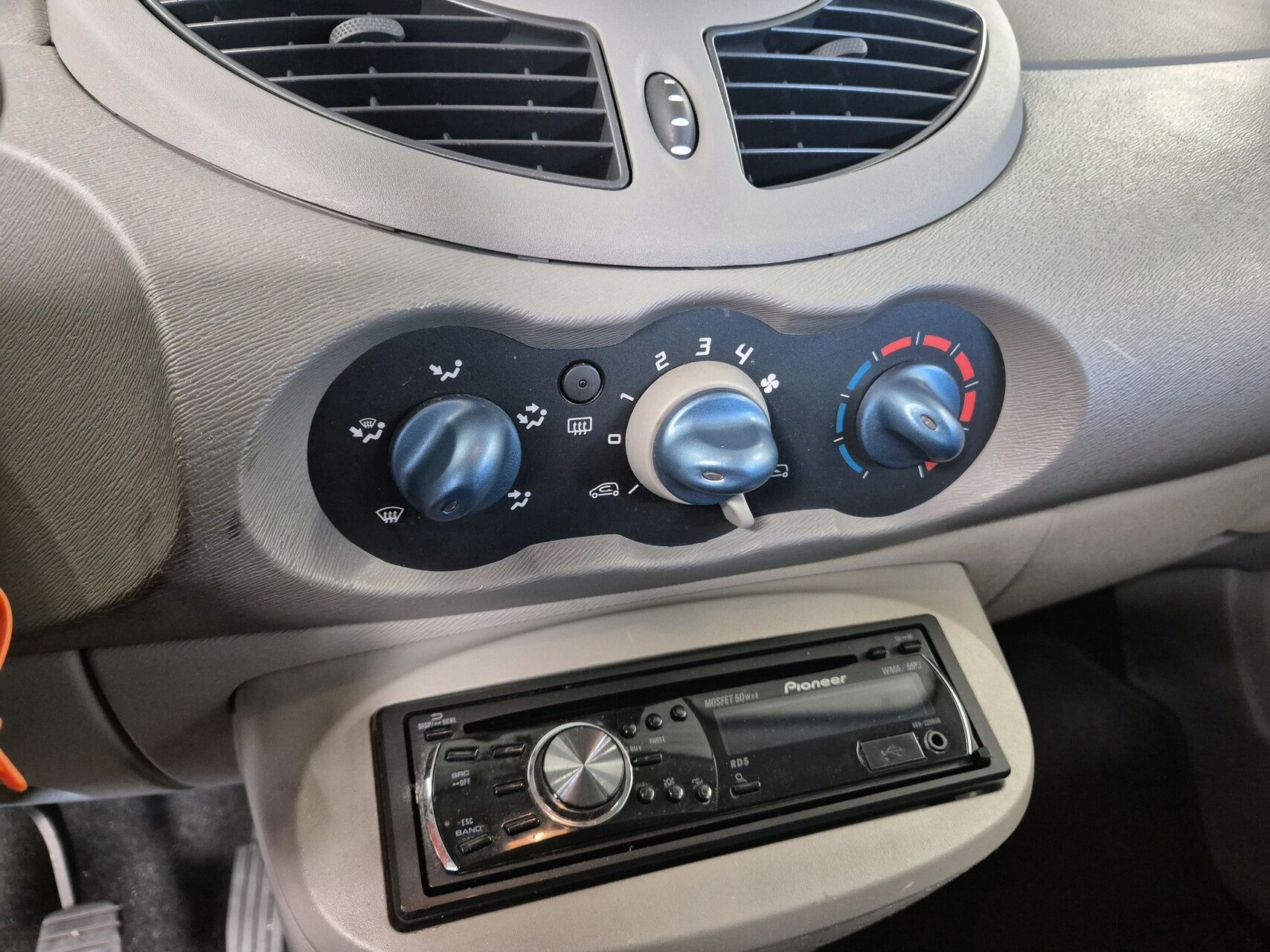 Billede af Renault Twingo 1,2 16V Expression 76HK 3d