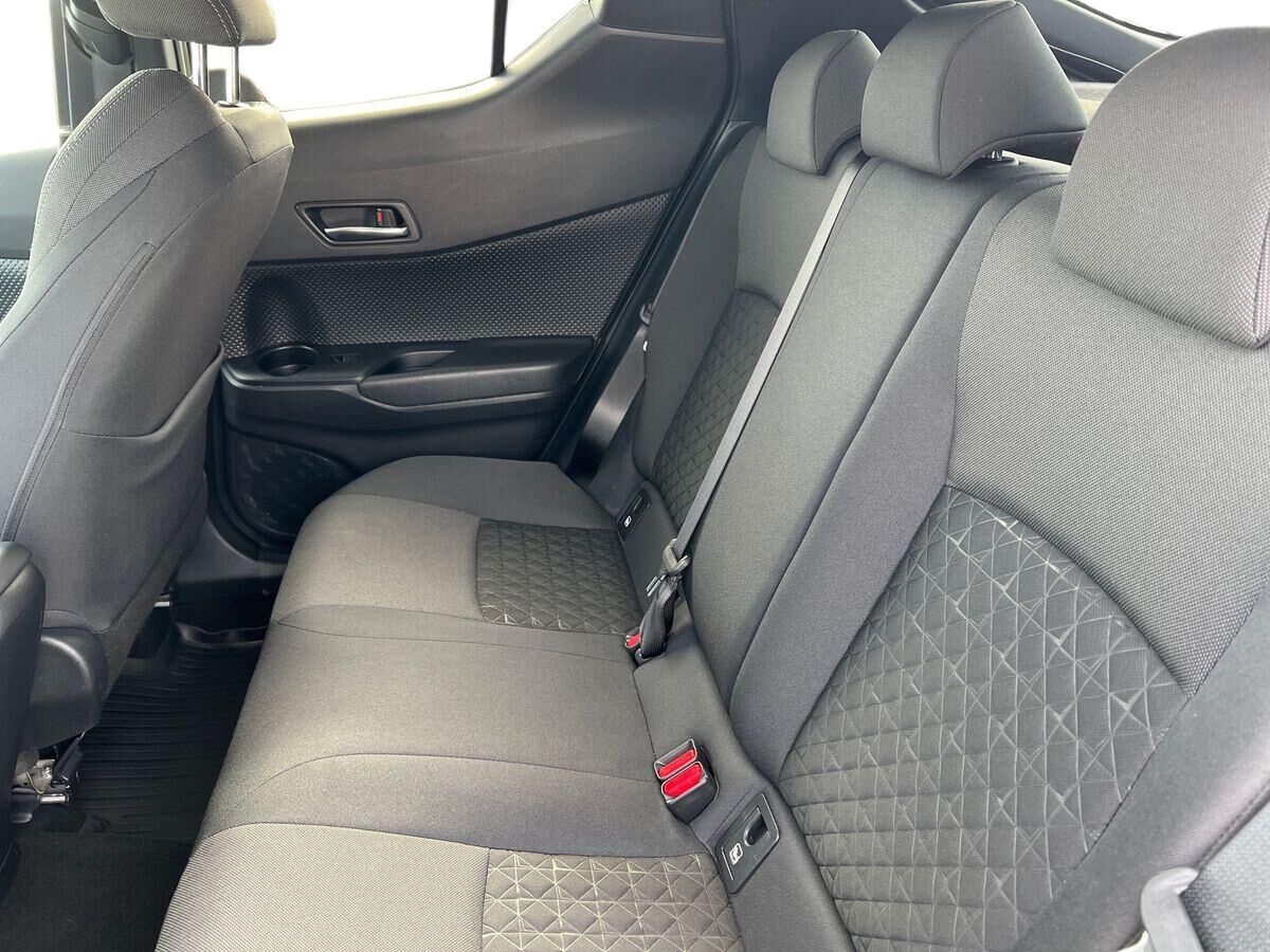 Billede af Toyota C-HR 2,0 Hybrid C-LUB Smart Multidrive S 184HK 5d Aut.