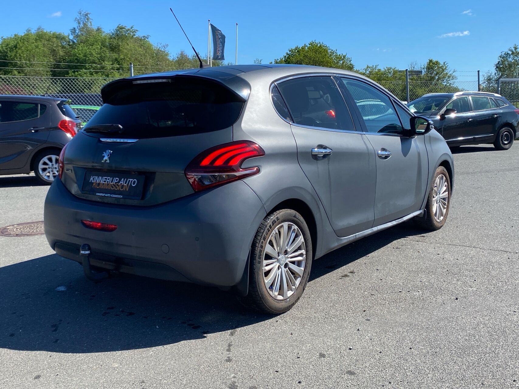Billede af Peugeot 208 1,6 BlueHDi Allure Sky 100HK 5d