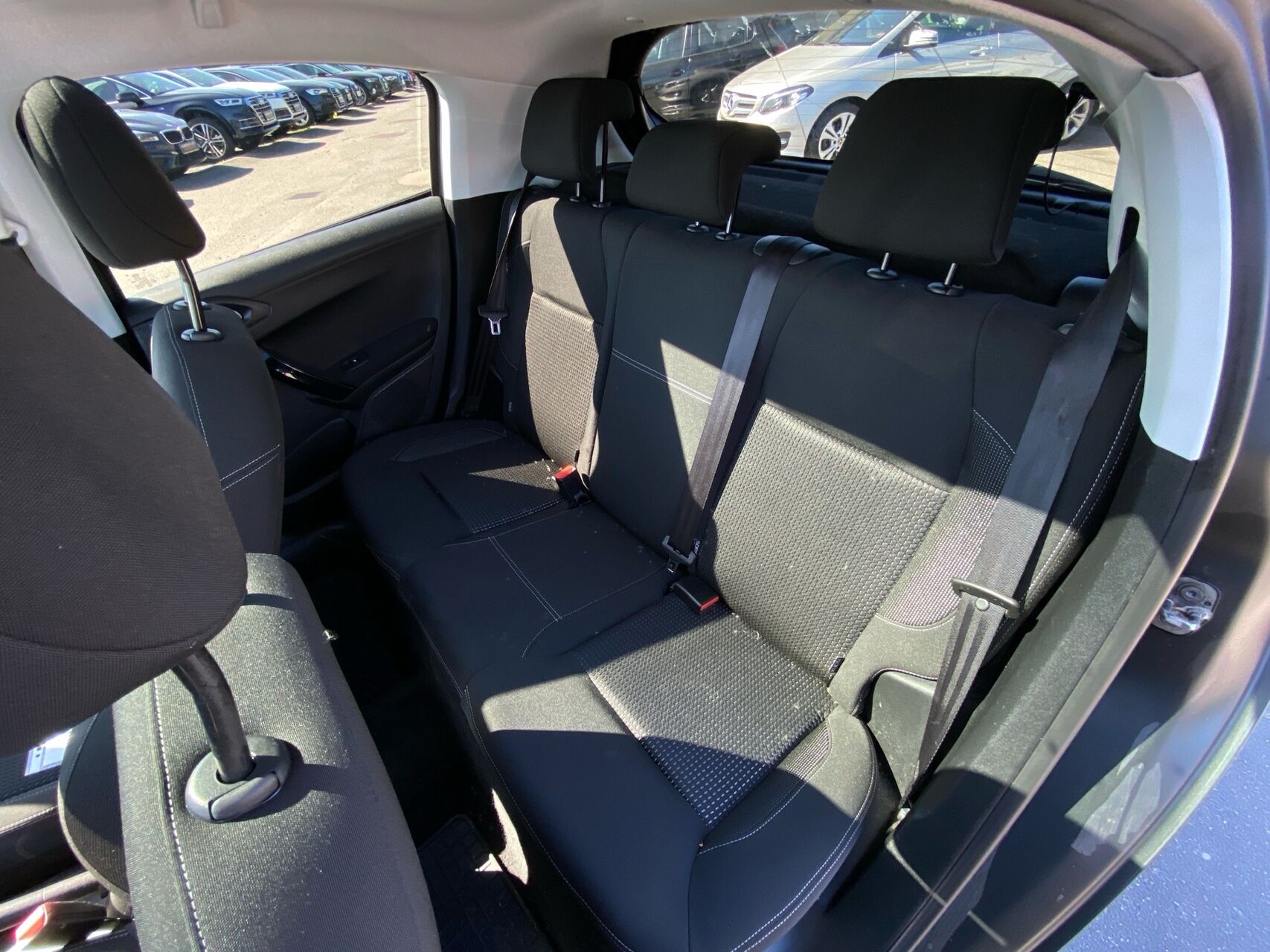 Billede af Peugeot 208 1,6 BlueHDi Allure Sky 100HK 5d