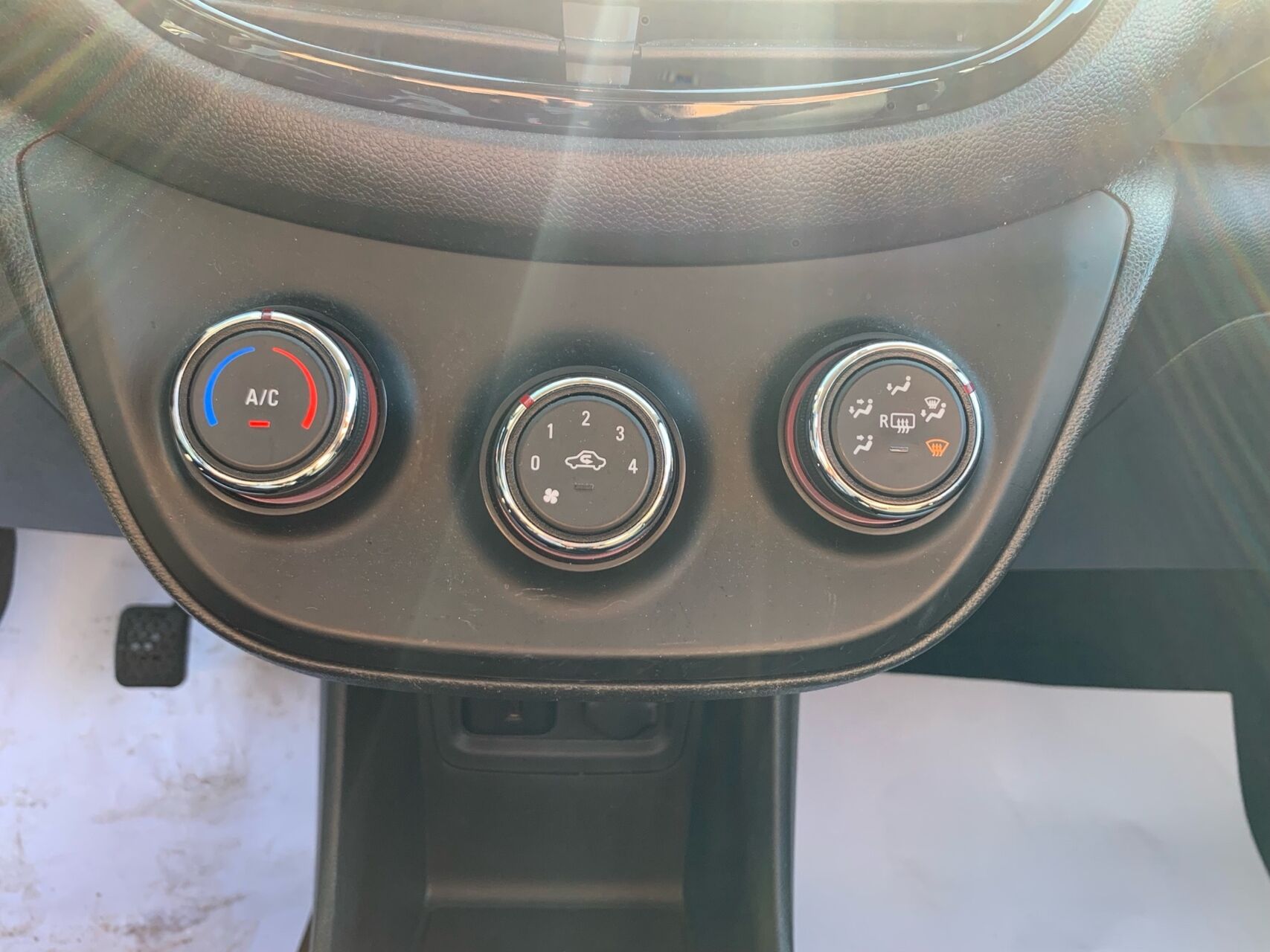 Billede af Opel Karl 1,0 Enjoy 75HK 5d