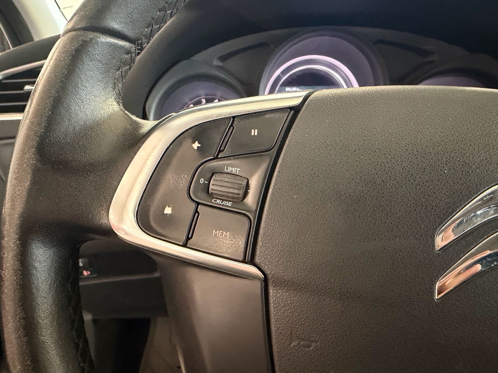 Billede af Citroën C4 1,6 Blue HDi Funky start/stop 100HK 5d