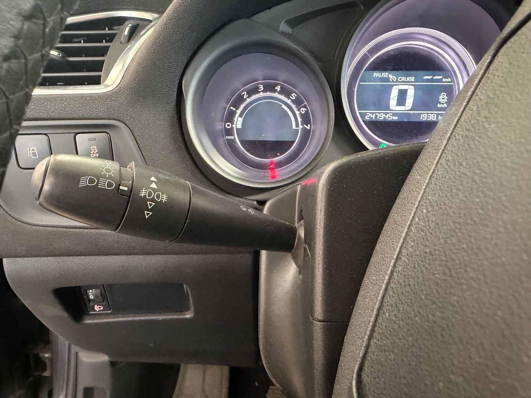 Billede af Citroën C4 1,6 Blue HDi Funky start/stop 100HK 5d